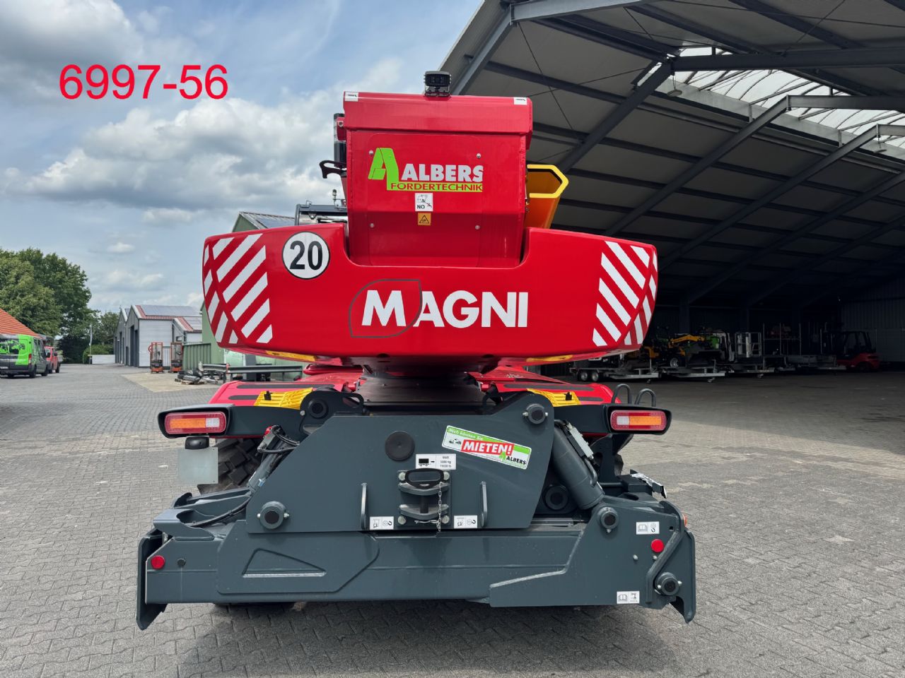 Magni-RTH 8.27-Teleskopstapler drehbar-www.albers-gabelstapler.de