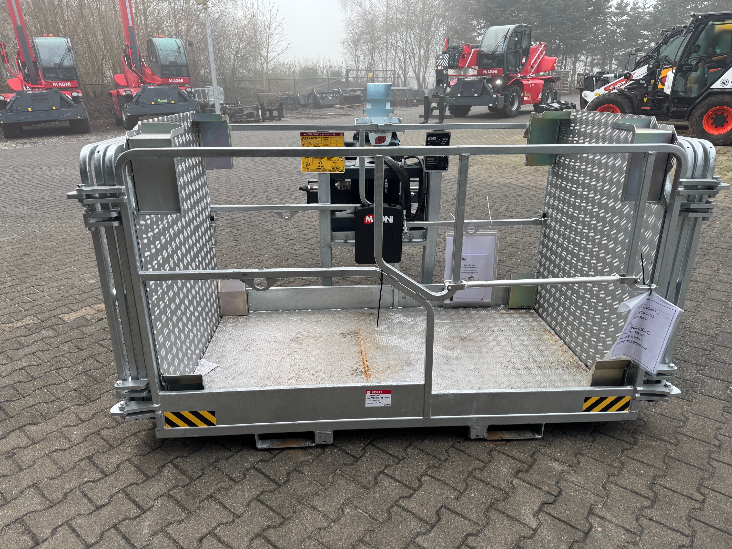Magni-Arbeitskorb 500 kg-Personenkorb-www.heftruckcentrumemmen.nl
