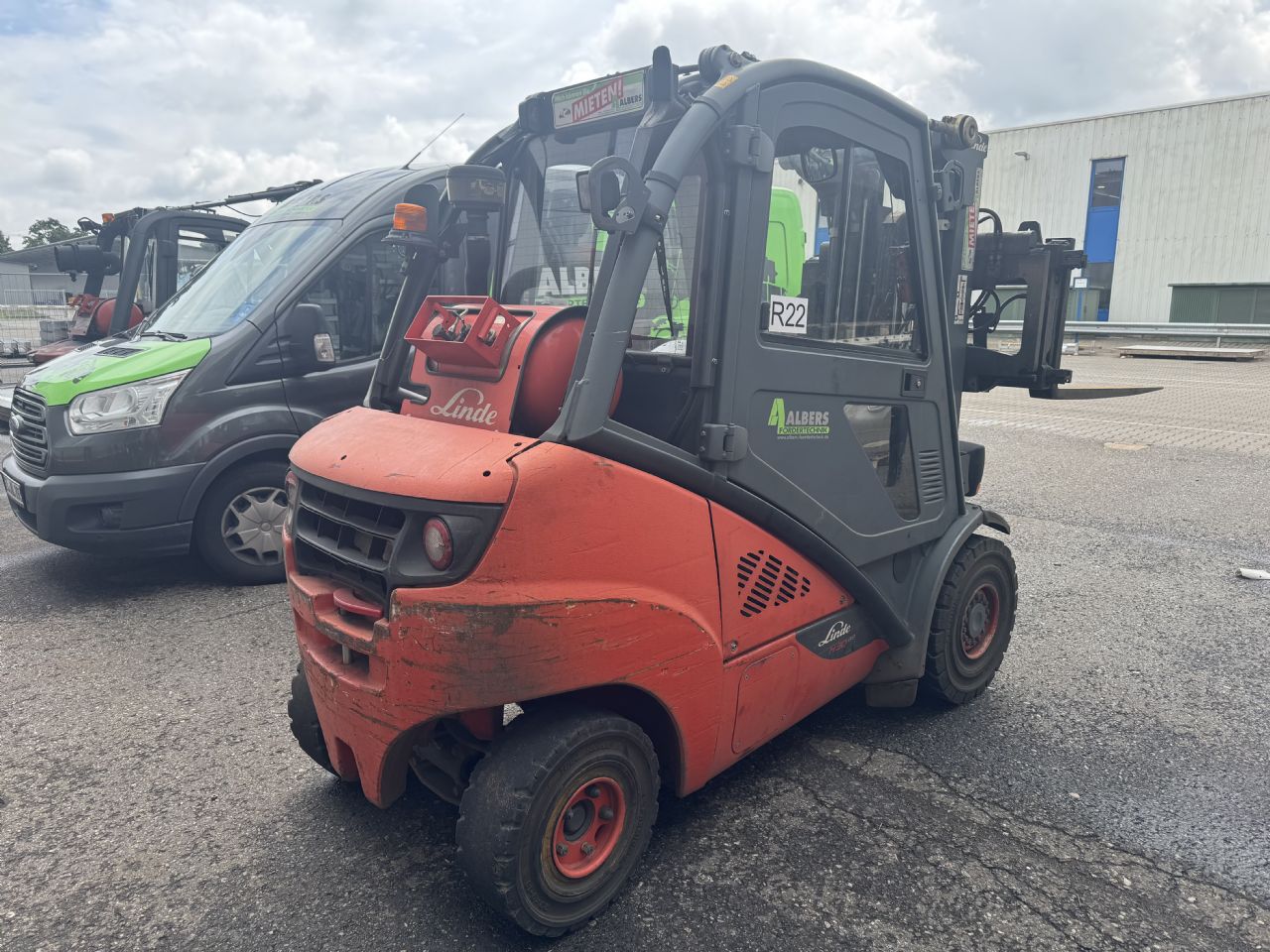 Linde-H 30 T-Treibgasstapler-www.heftruckcentrumemmen.nl