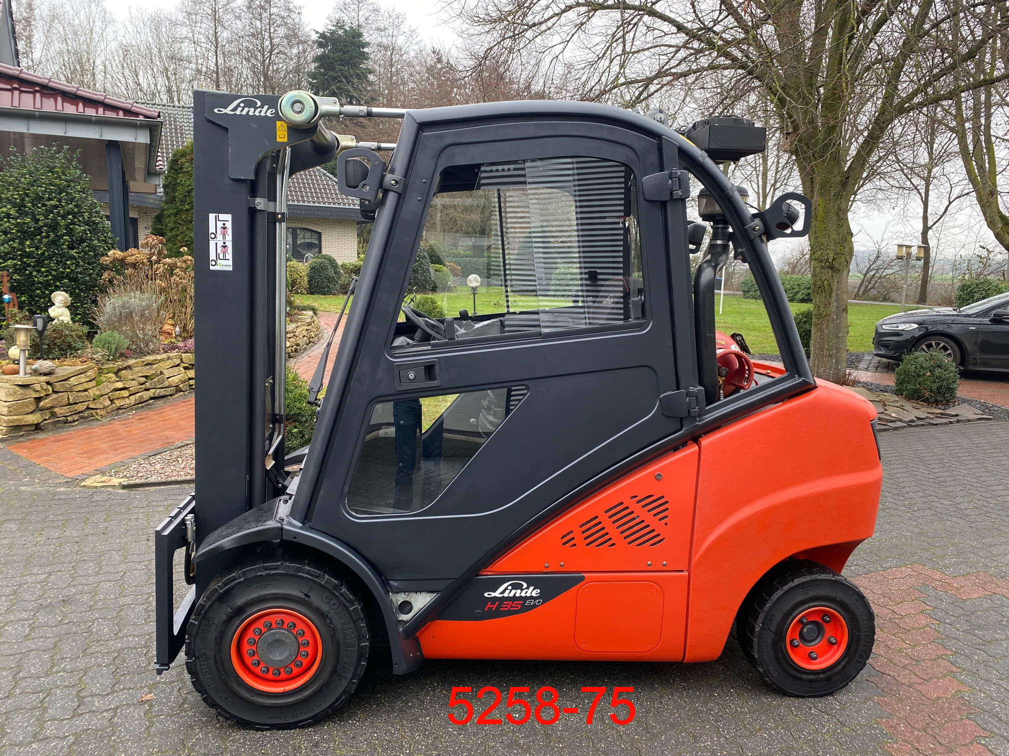 Linde-H 35 T 02-Treibgasstapler-www.heftruckcentrumemmen.nl