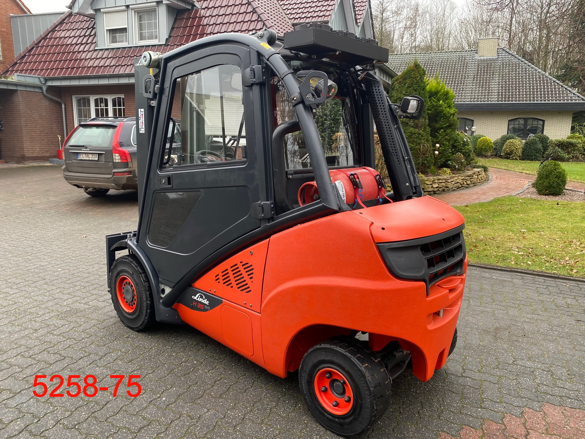 Linde-H 35 T 02-Treibgasstapler-www.heftruckcentrumemmen.nl