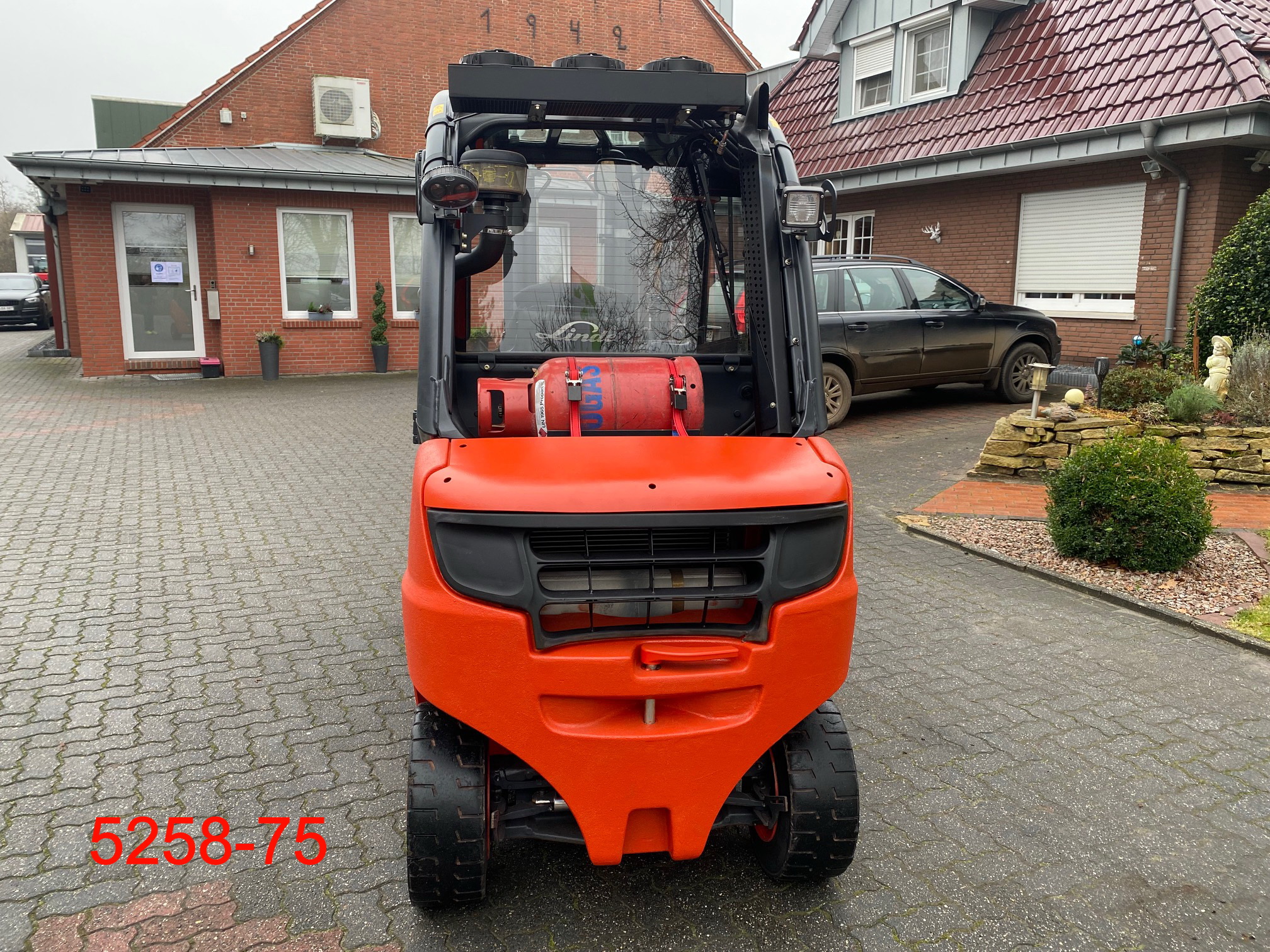 Linde-H 35 T 02-Treibgasstapler-www.heftruckcentrumemmen.nl