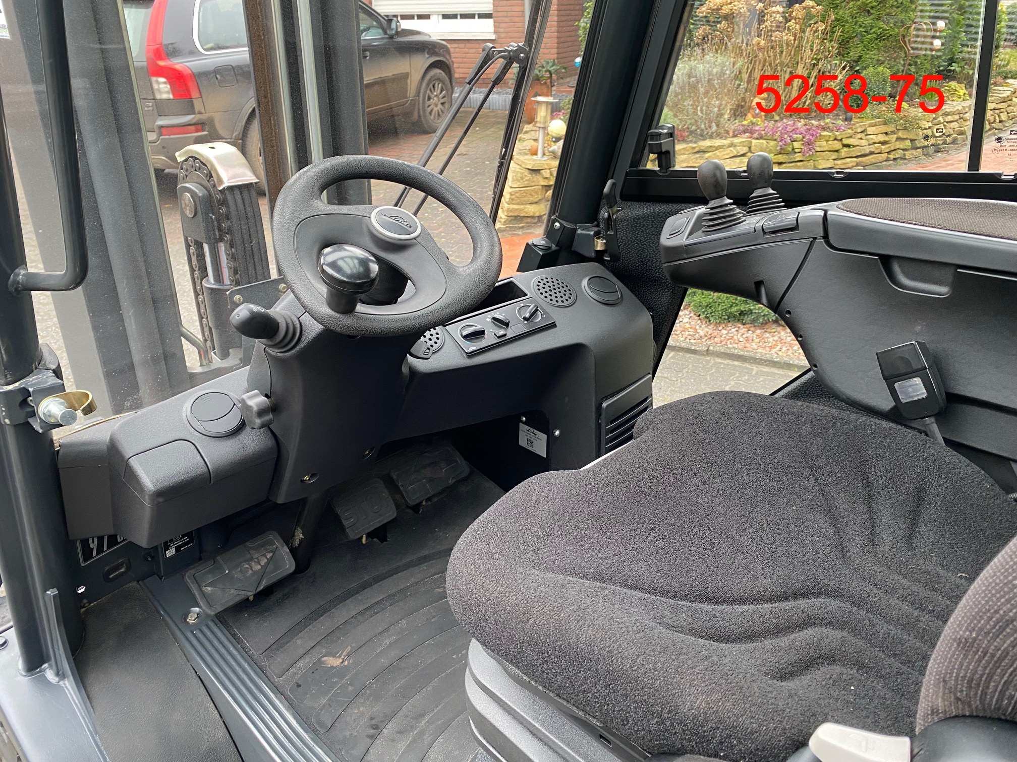Linde-H 35 T 02-Treibgasstapler-www.heftruckcentrumemmen.nl