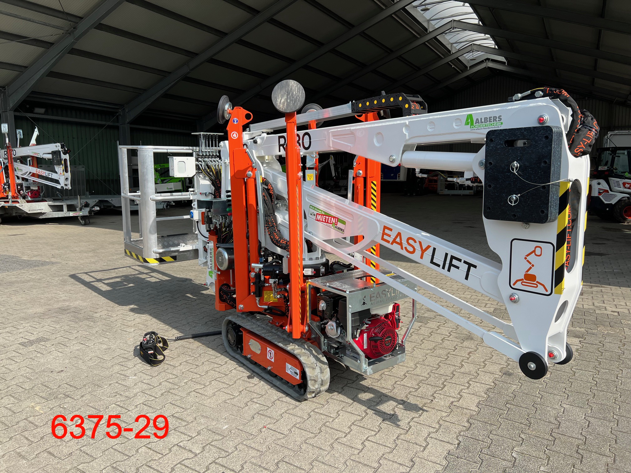 Easy Lift-R 130 Funk Raupenbhne-Gelenkteleskopbhne-www.heftruckcentrumemmen.nl