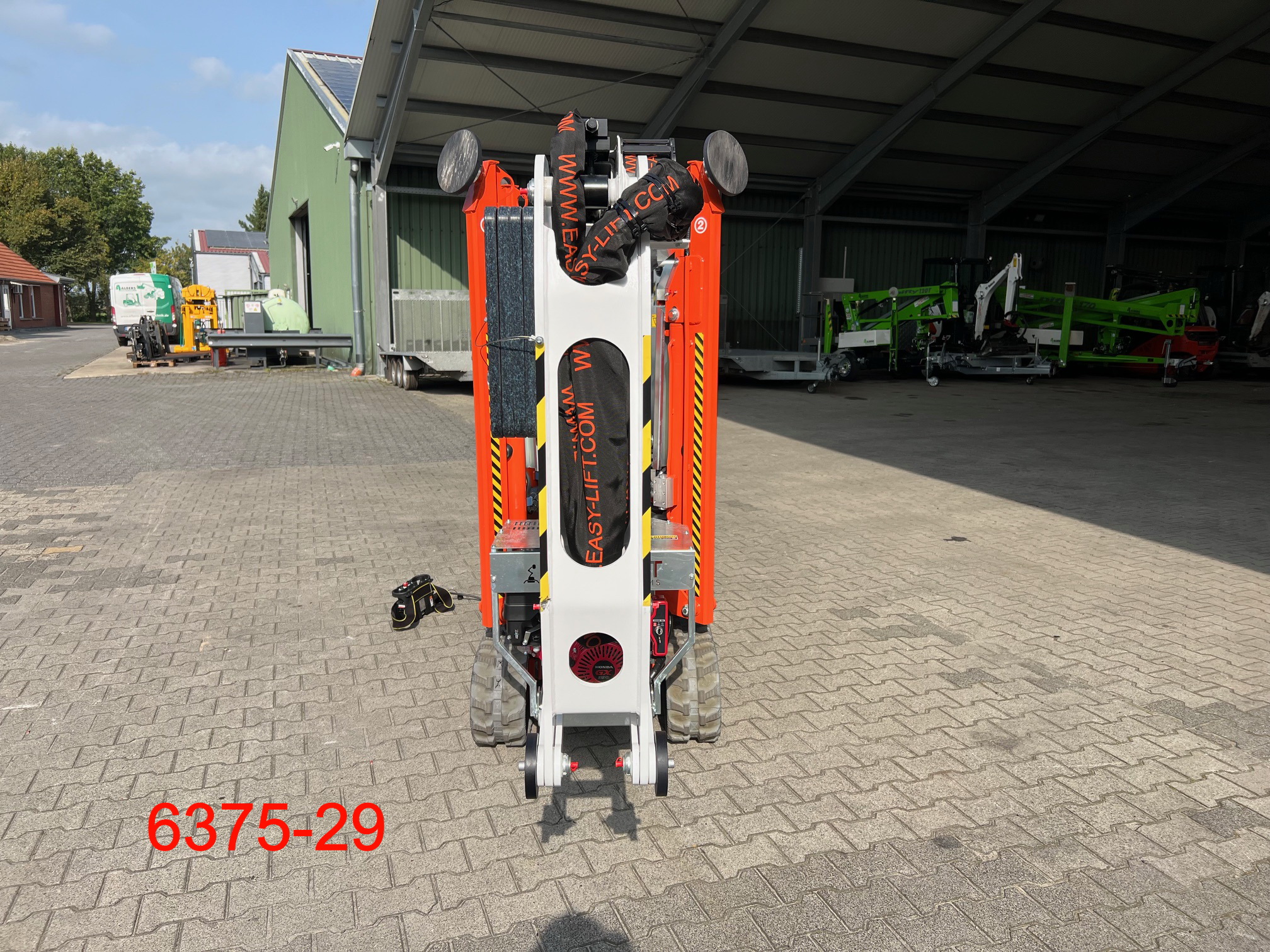 Easy Lift-R 130 Funk Raupenbhne-Gelenkteleskopbhne-www.heftruckcentrumemmen.nl