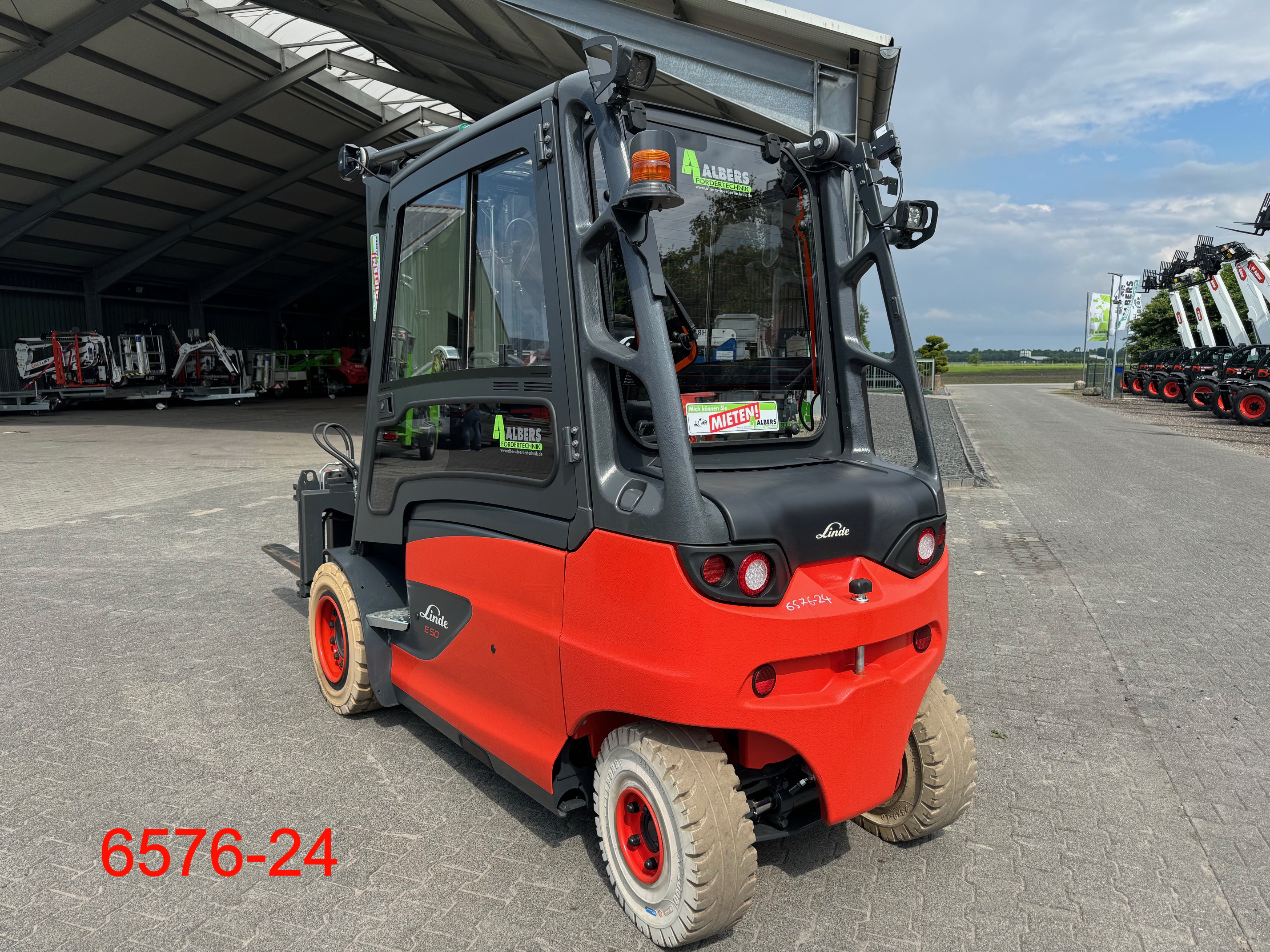 Linde-E 50 HL 01-Elektro 4 Rad-Stapler-www.heftruckcentrumemmen.nl