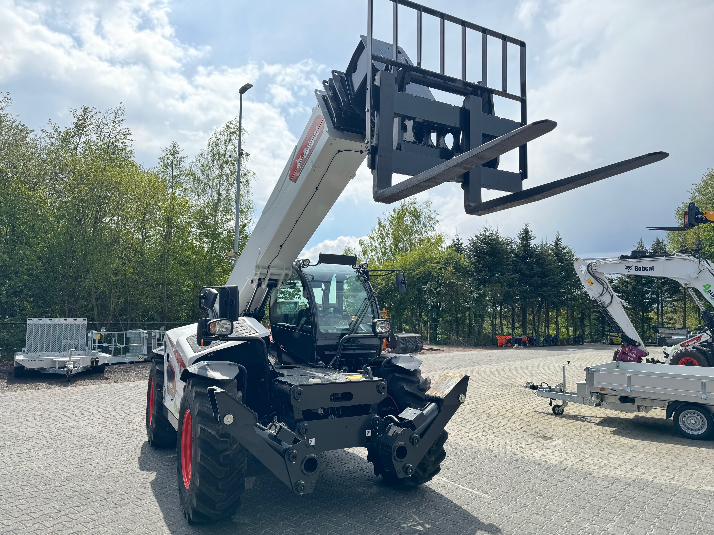 Bobcat-T 40180 SLP 100 V R-Serie-Teleskopstapler starr-www.heftruckcentrumemmen.nl