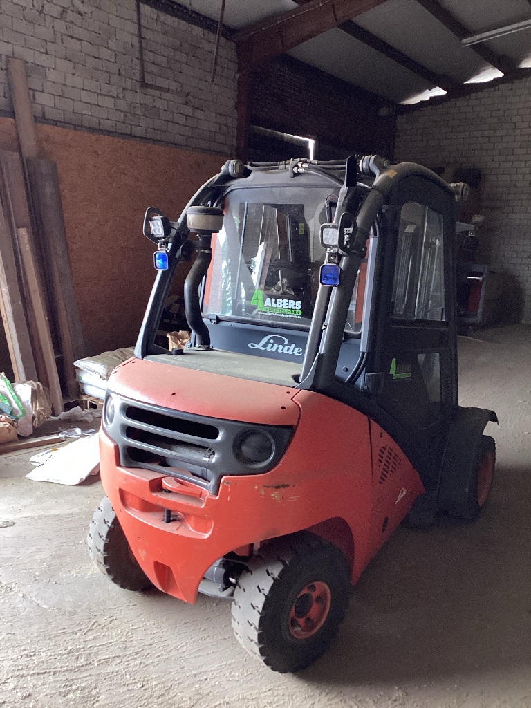 Linde-H 25 D 01-Dieselstapler-www.heftruckcentrumemmen.nl