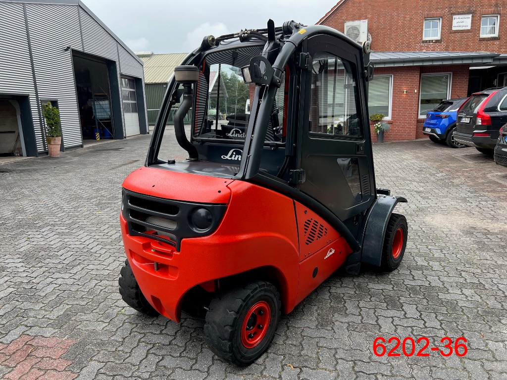 Linde-H 25 D 01-Dieselstapler-www.heftruckcentrumemmen.nl