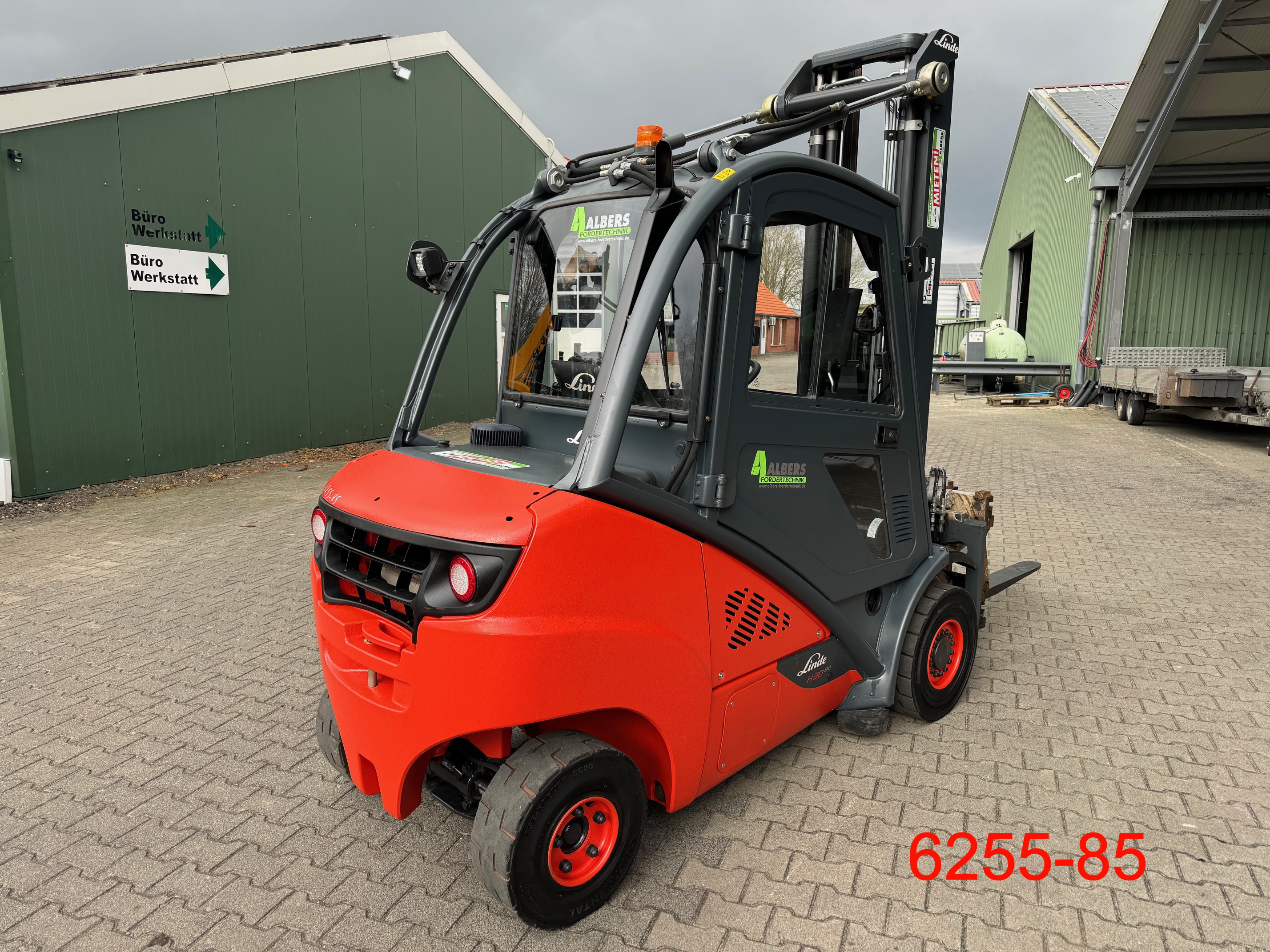 Linde-H 30 D 02 EVO-Dieselstapler-www.albers-gabelstapler.de