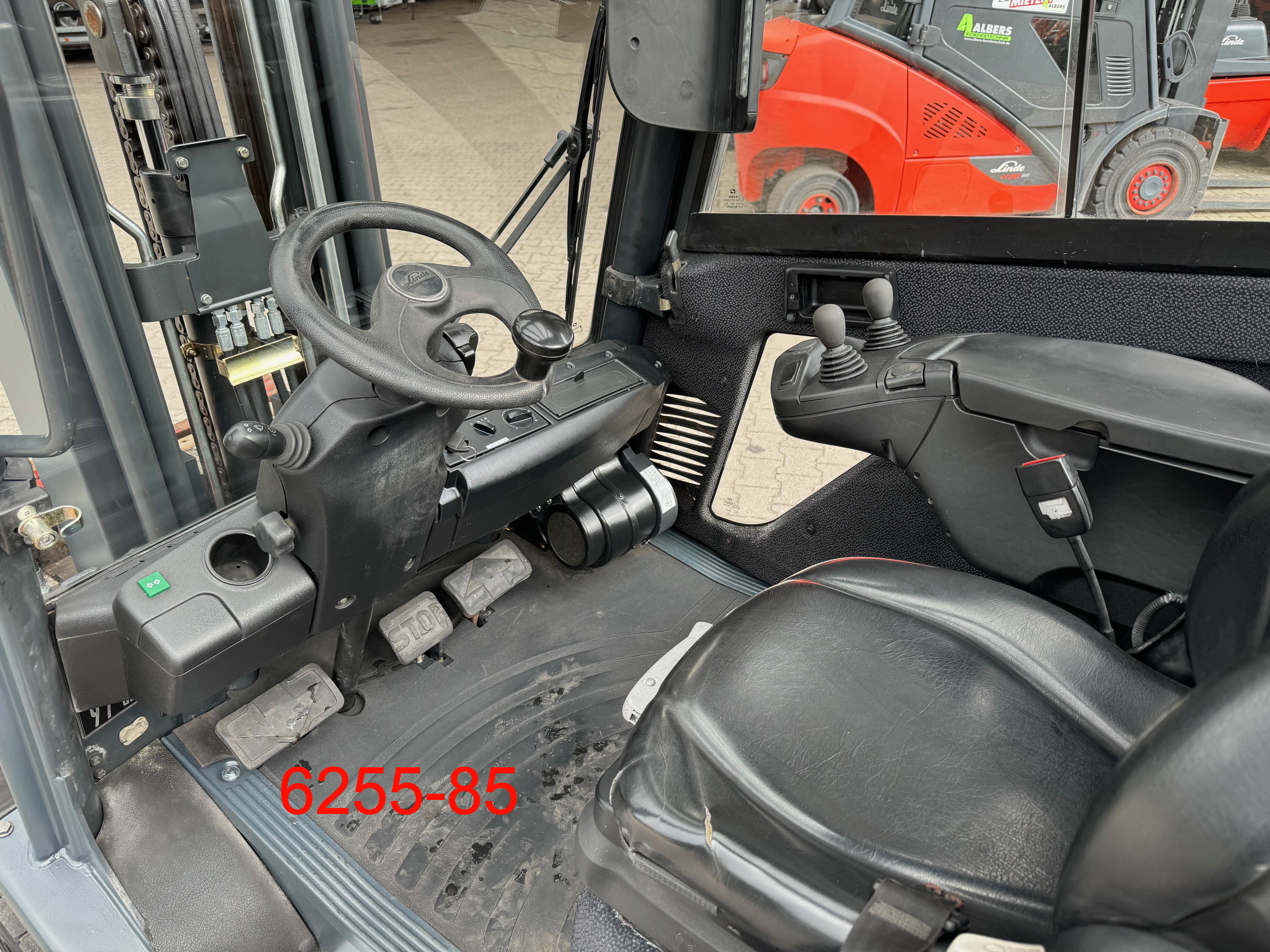 Linde-H 30 D 02 EVO-Dieselstapler-www.albers-gabelstapler.de