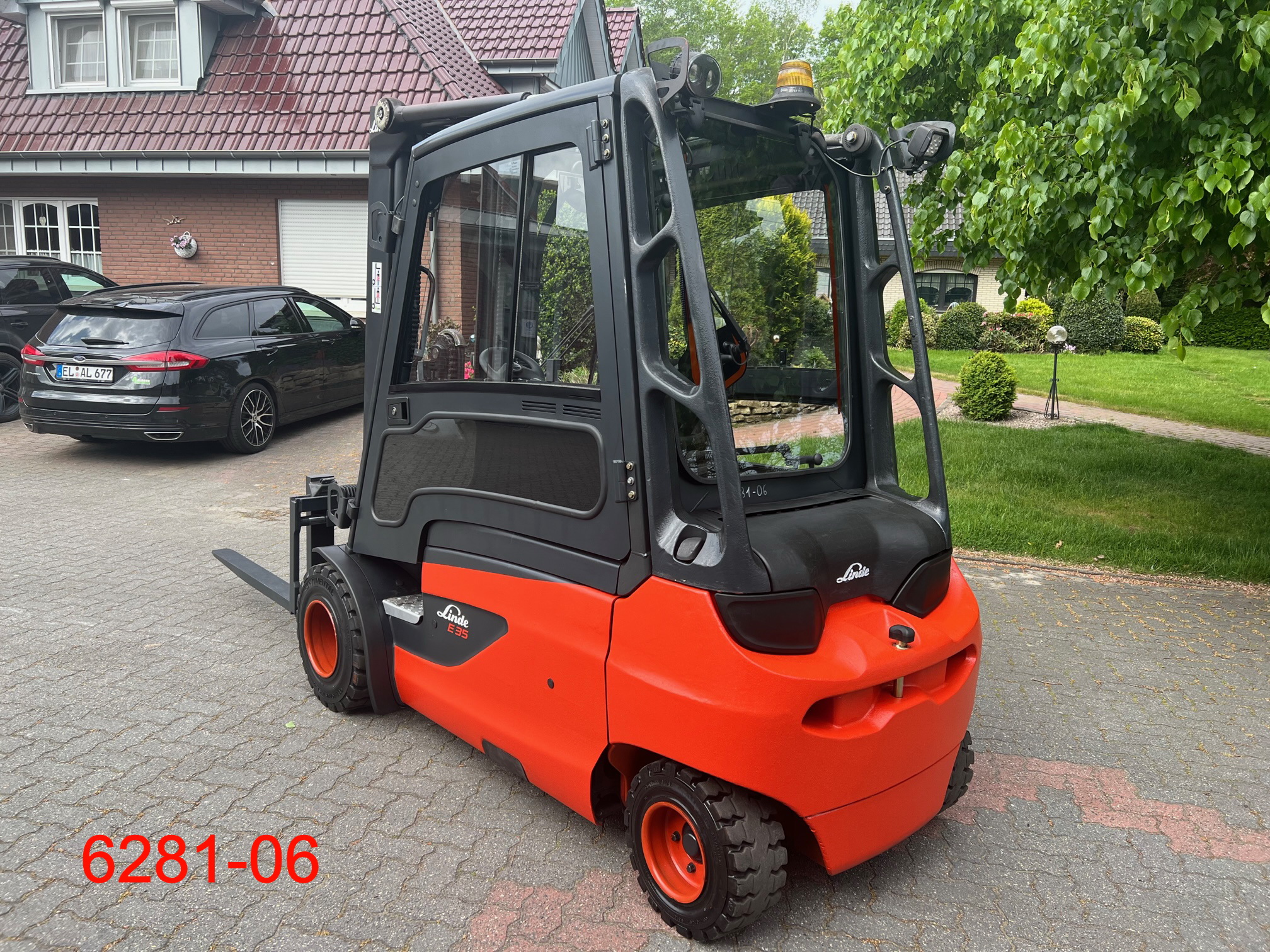 Linde-E 35 L 01-Elektro 4 Rad-Stapler-www.heftruckcentrumemmen.nl
