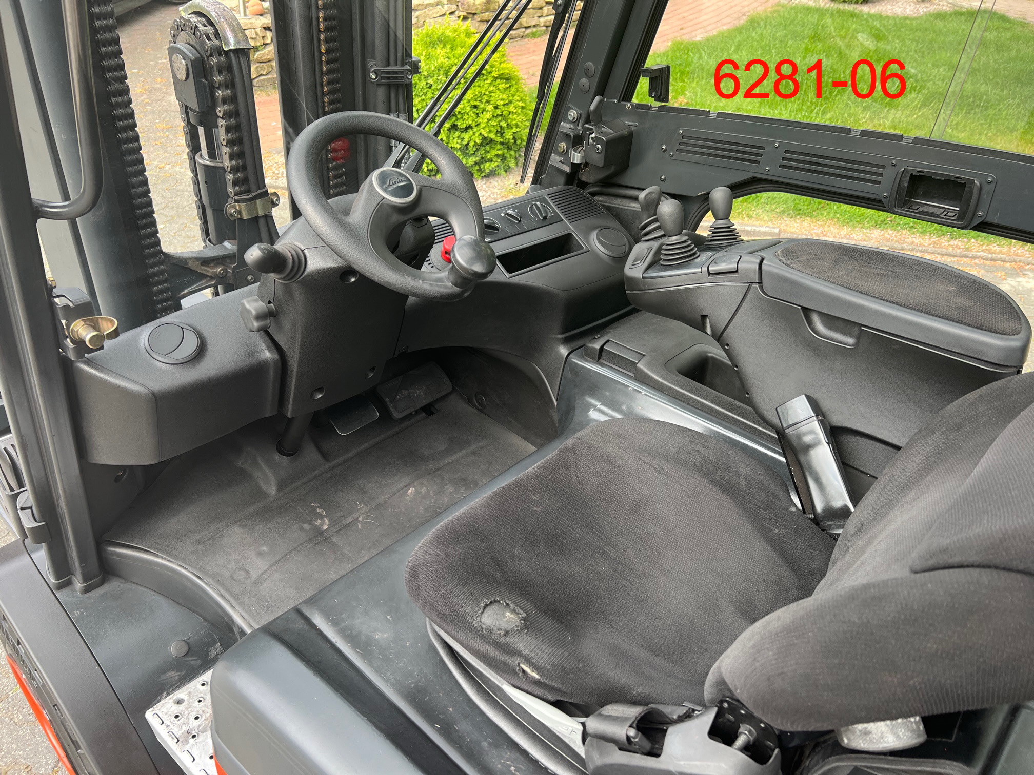 Linde-E 35 L 01-Elektro 4 Rad-Stapler-www.heftruckcentrumemmen.nl