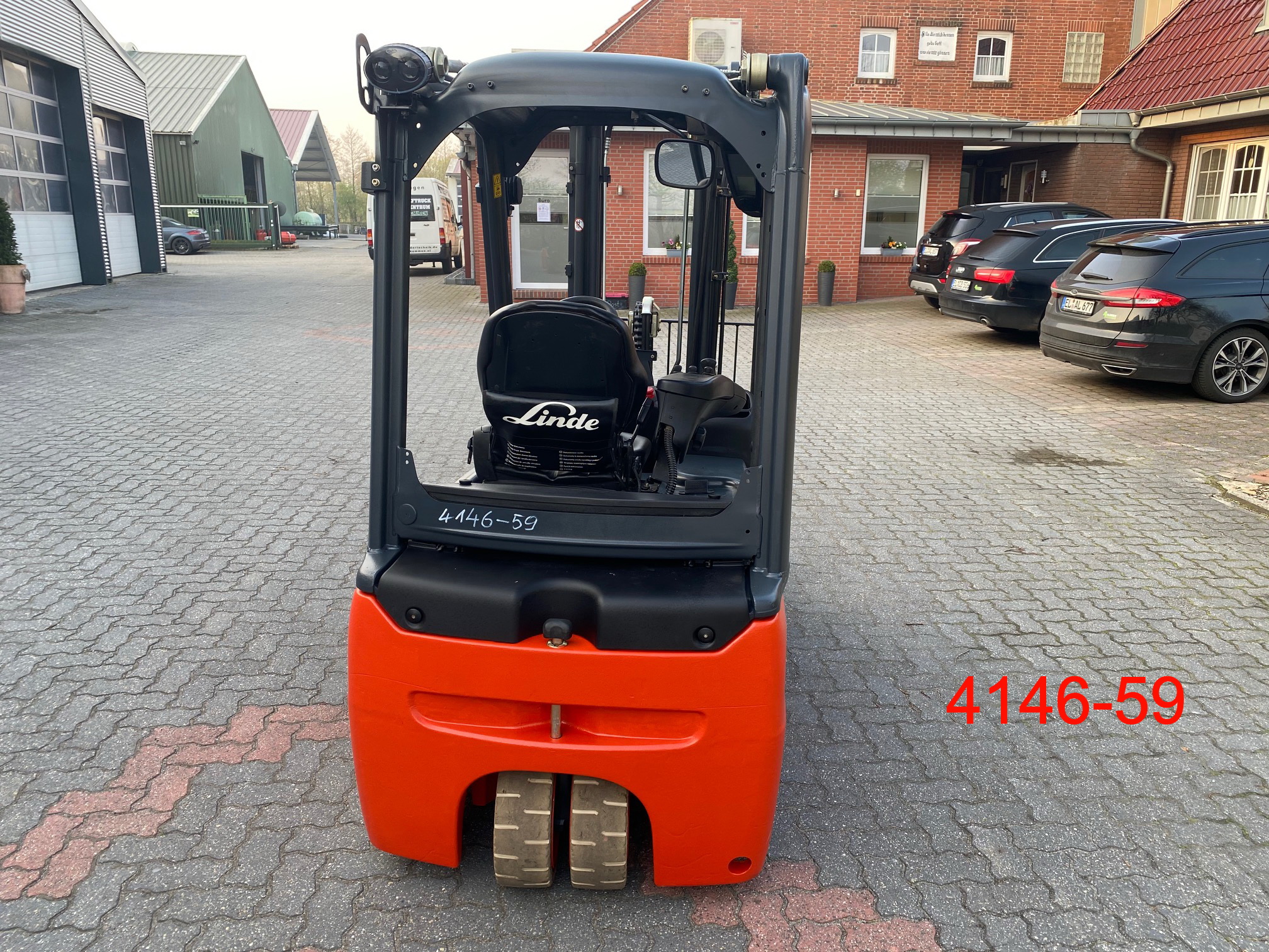 Linde-E 20 L 02-Elektro 3 Rad-Stapler-www.heftruckcentrumemmen.nl