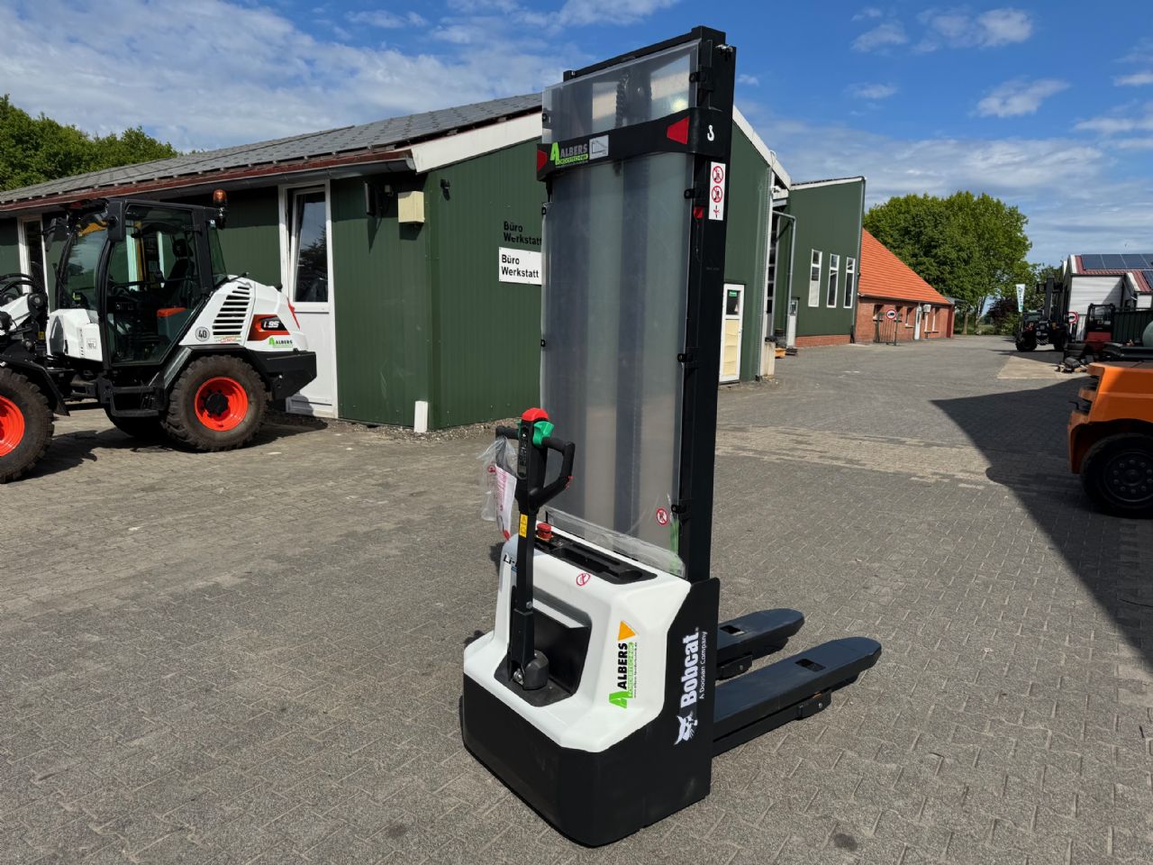 Bobcat-LSM 12 N -7-Hochhubwagen-www.heftruckcentrumemmen.nl