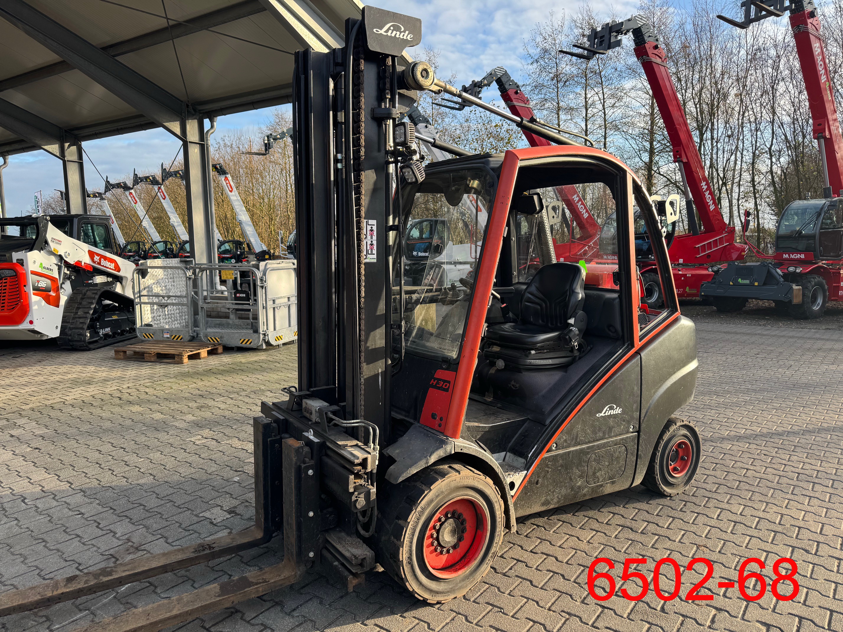 Linde-H 30 T-Treibgasstapler-www.heftruckcentrumemmen.nl