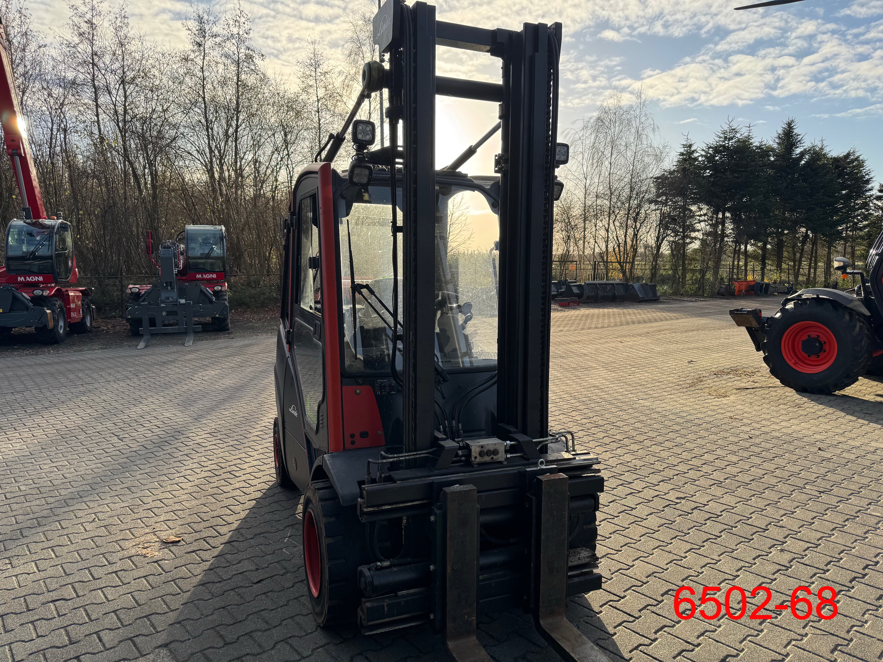 Linde-H 30 T-Treibgasstapler-www.heftruckcentrumemmen.nl