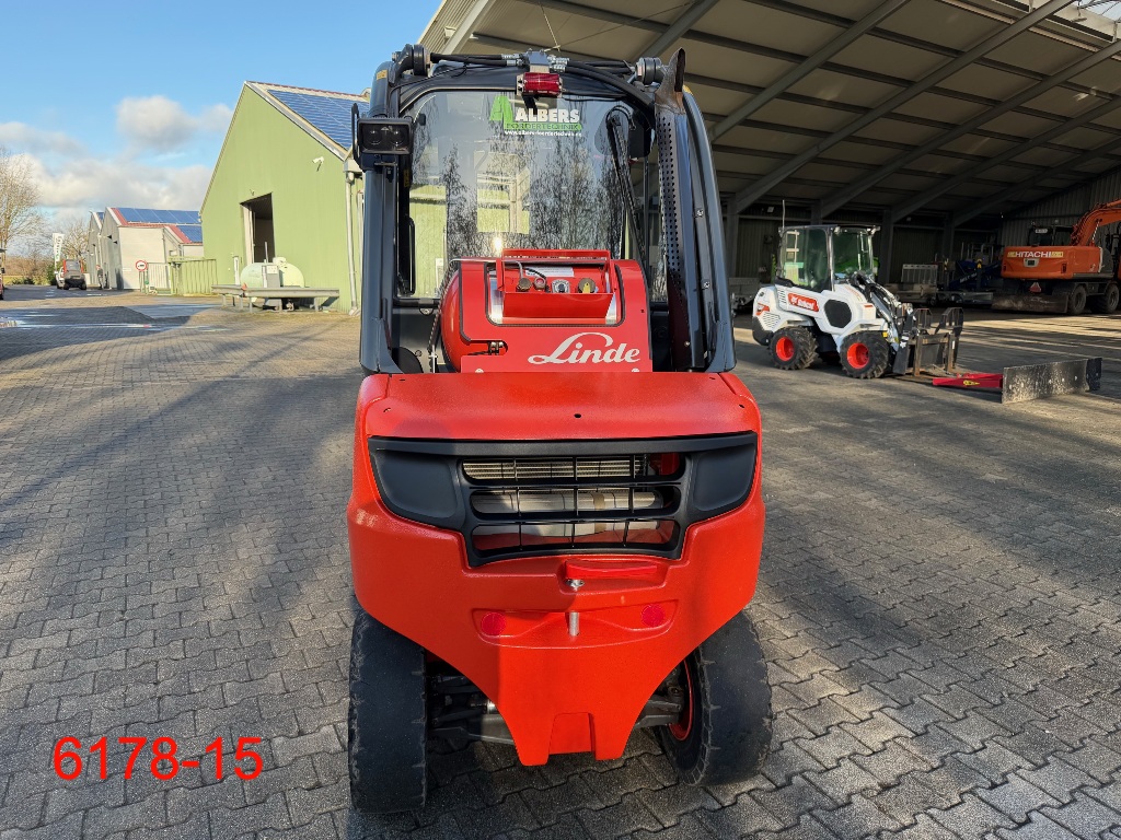 Linde-H 35 T 02 EVO-Treibgasstapler-www.heftruckcentrumemmen.nl