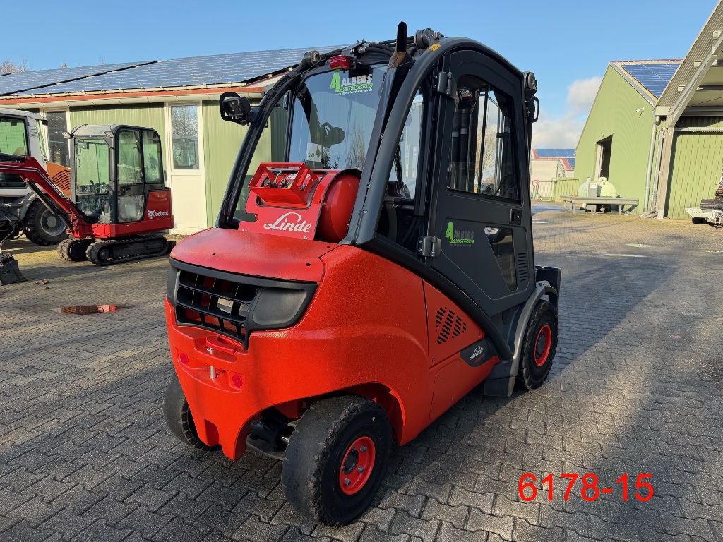 Linde-H 35 T 02 EVO-Treibgasstapler-www.heftruckcentrumemmen.nl