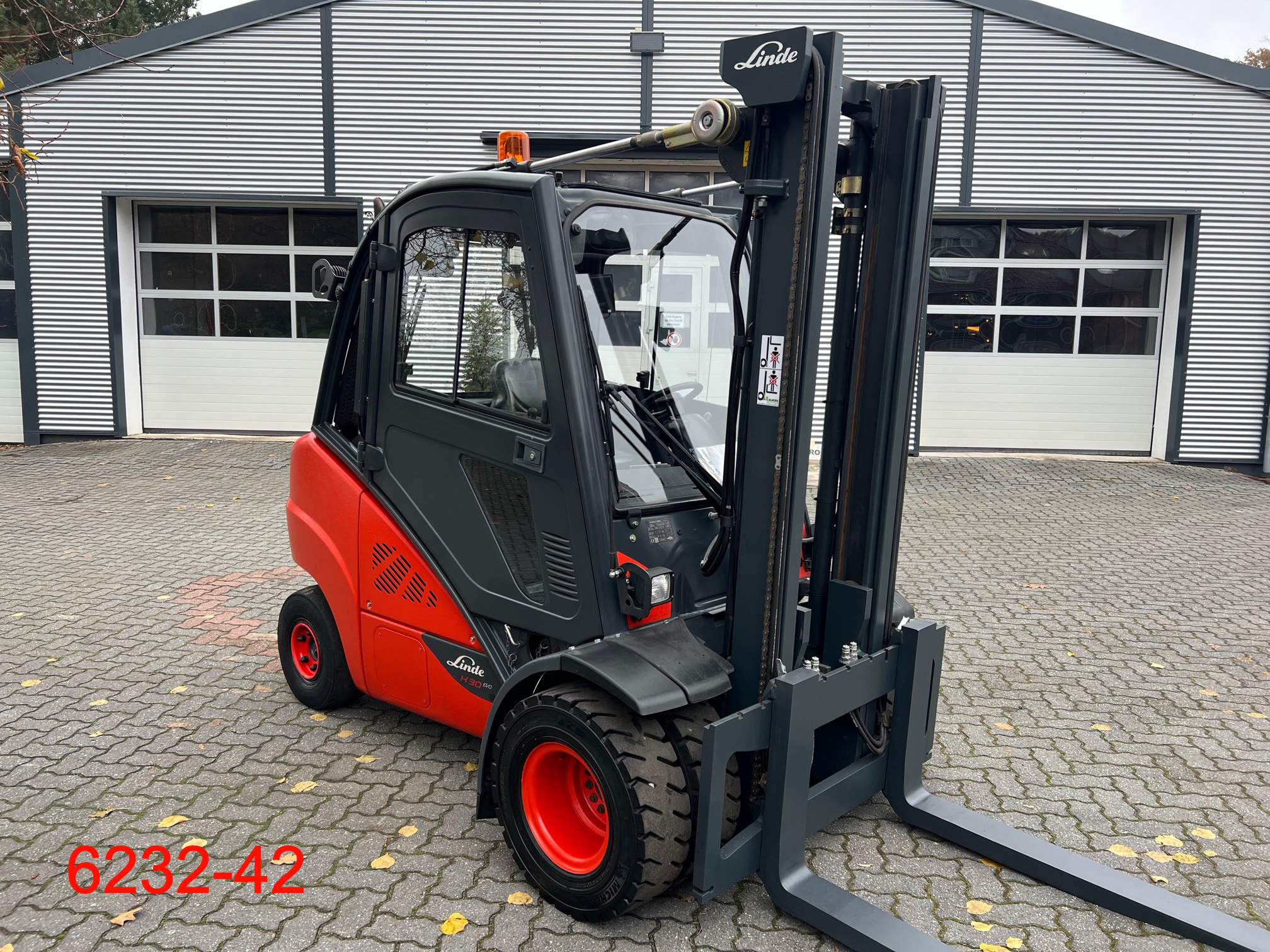 Linde-H 30 D 02 EVO-Dieselstapler-www.heftruckcentrumemmen.nl