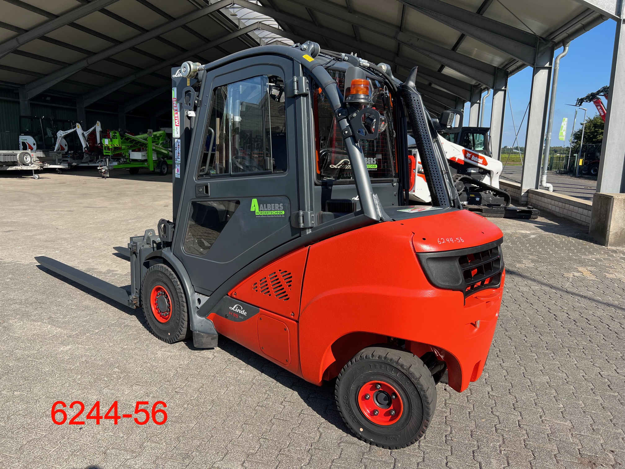 Linde-H 35 D 02 EVO-Dieselstapler-www.heftruckcentrumemmen.nl