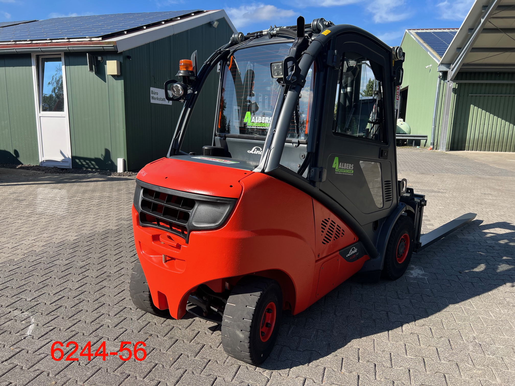 Linde-H 35 D 02 EVO-Dieselstapler-www.heftruckcentrumemmen.nl