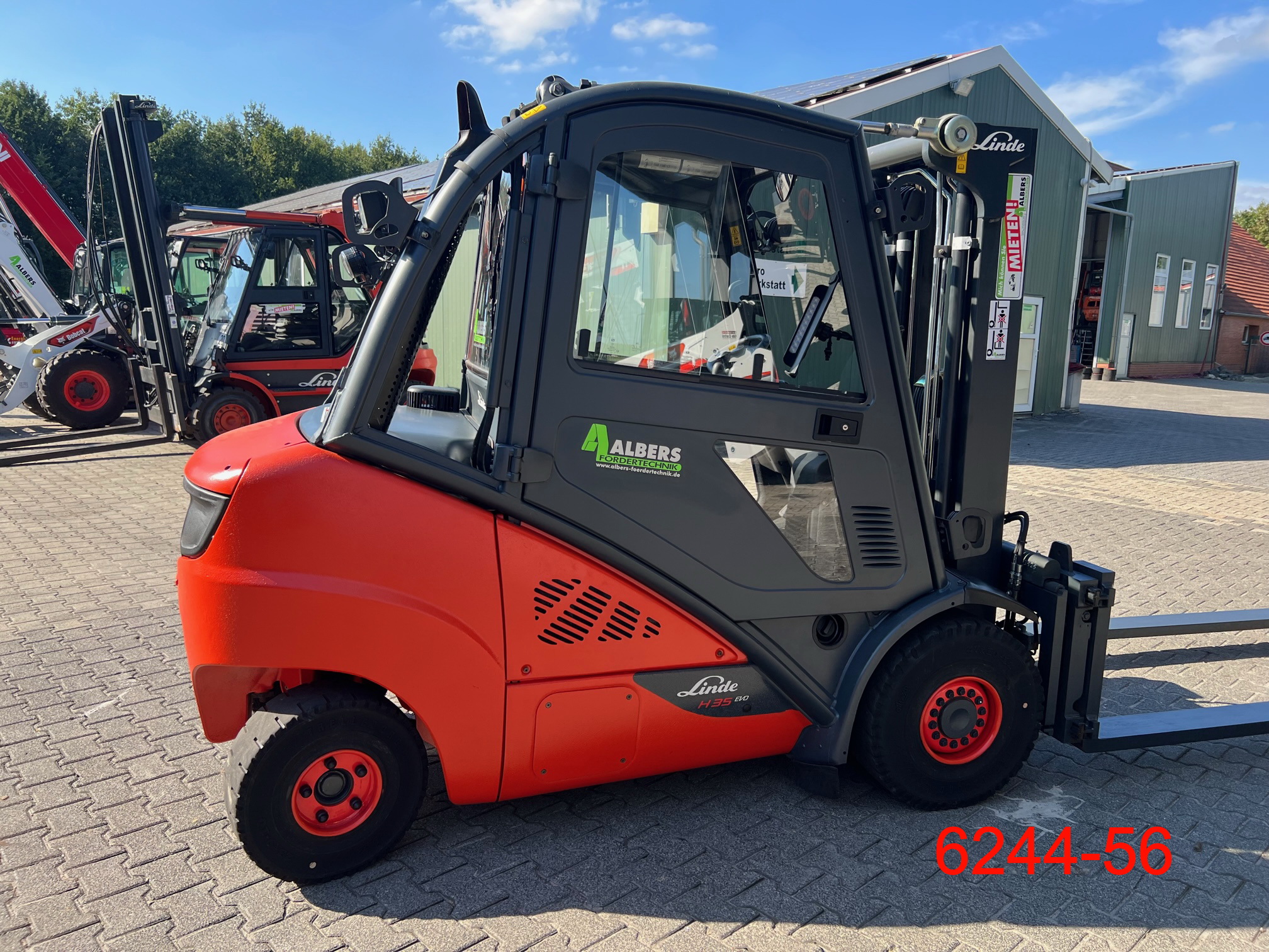 Linde-H 35 D 02 EVO-Dieselstapler-www.heftruckcentrumemmen.nl