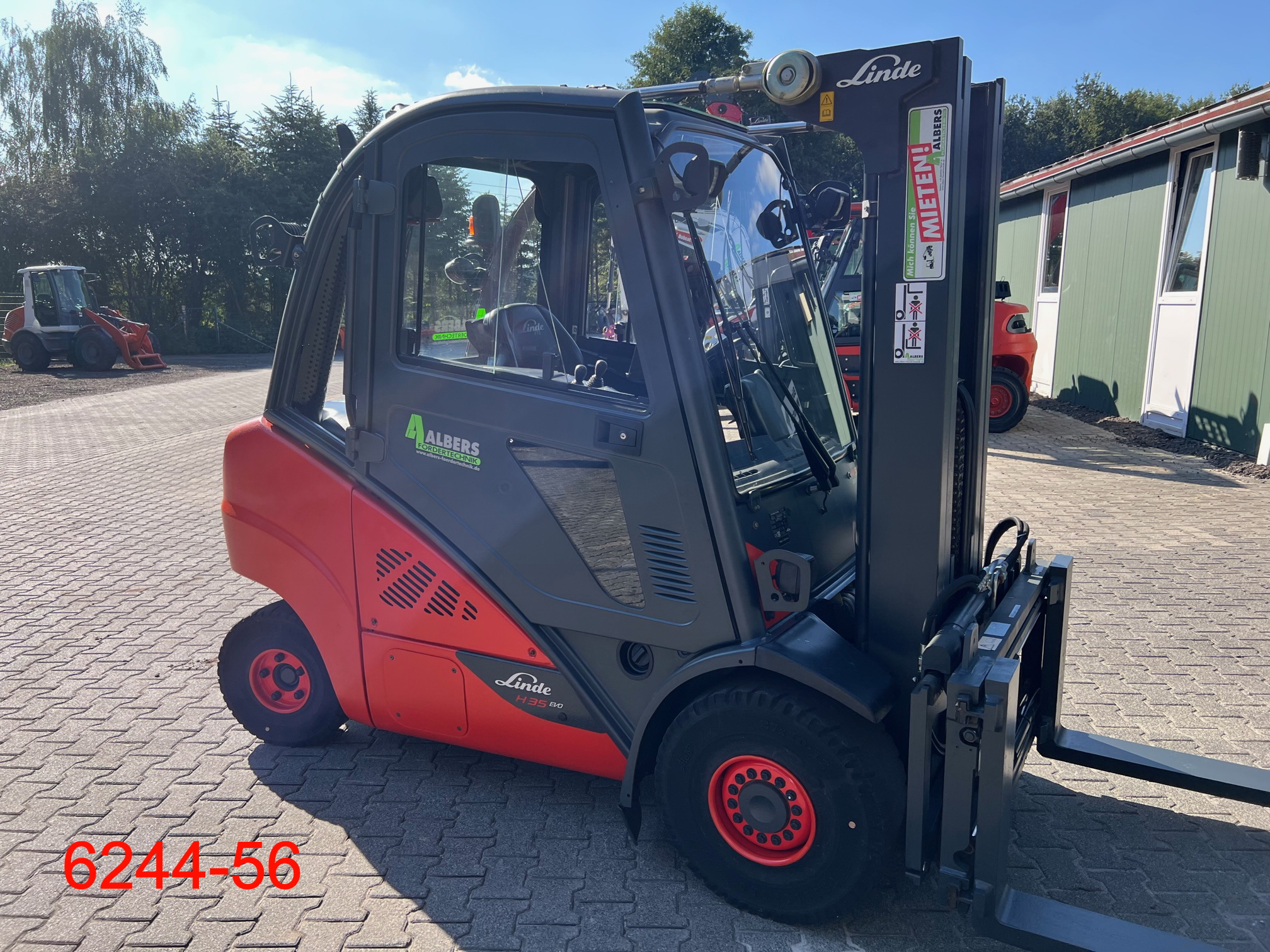 Linde-H 35 D 02 EVO-Dieselstapler-www.heftruckcentrumemmen.nl