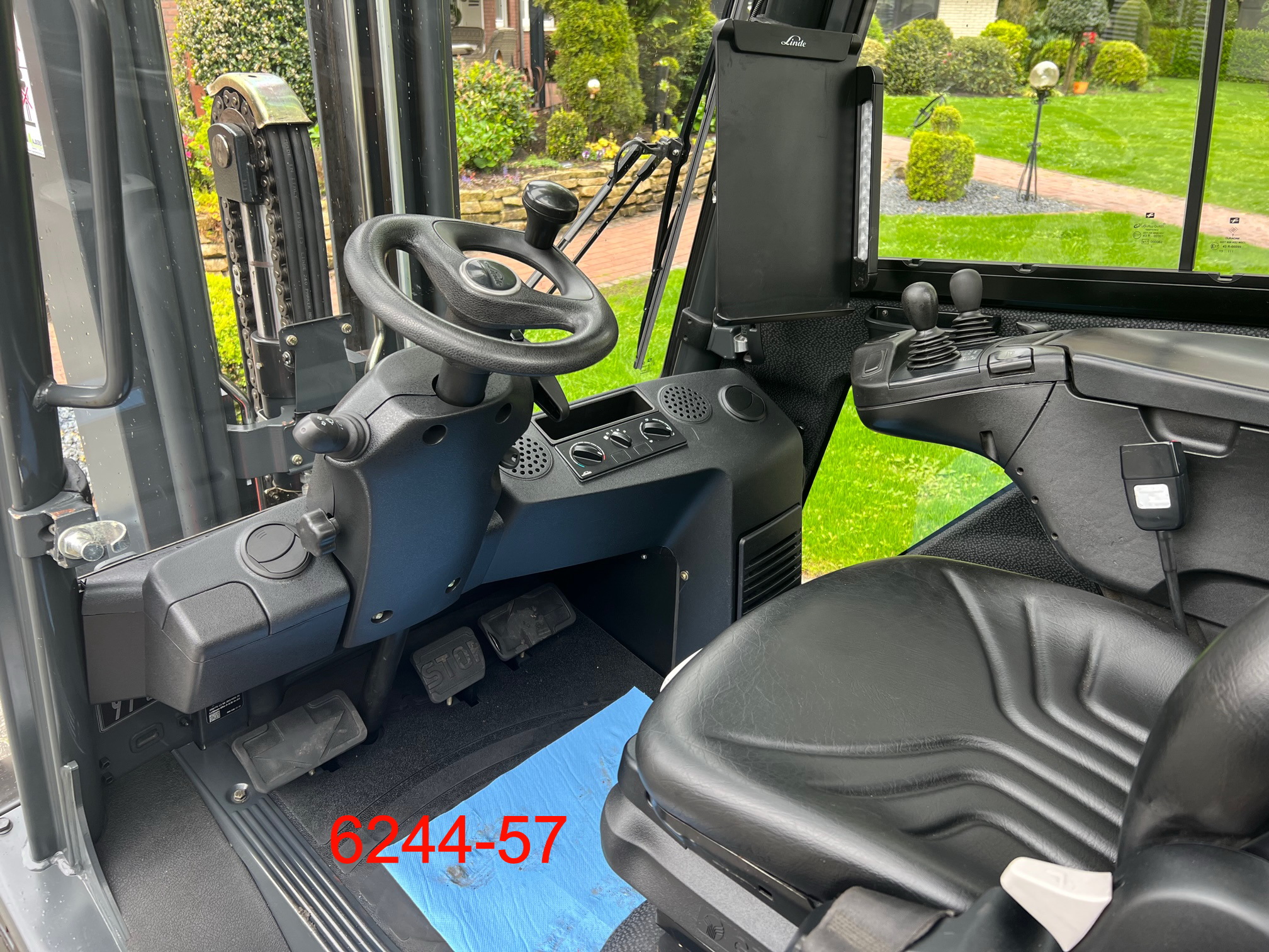 Linde-H 35 D 02 EVO-Dieselstapler-www.heftruckcentrumemmen.nl