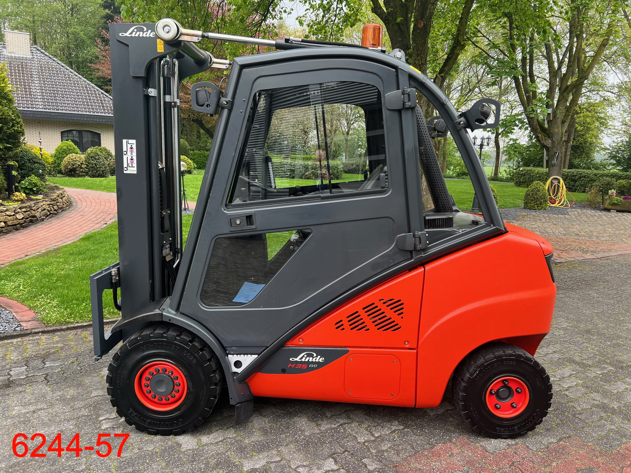 Linde-H 35 D 02 EVO-Dieselstapler-www.heftruckcentrumemmen.nl