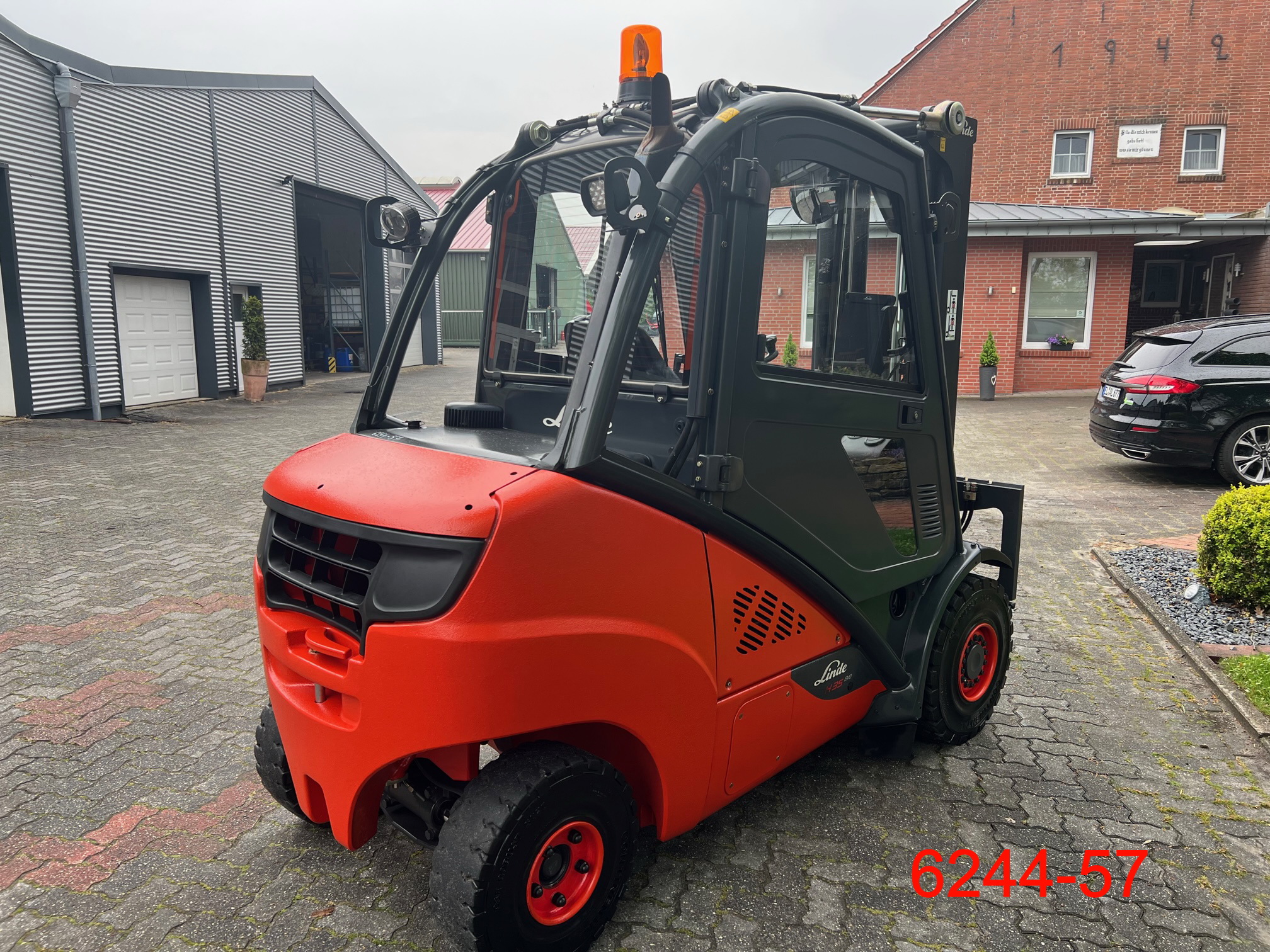 Linde-H 35 D 02 EVO-Dieselstapler-www.heftruckcentrumemmen.nl
