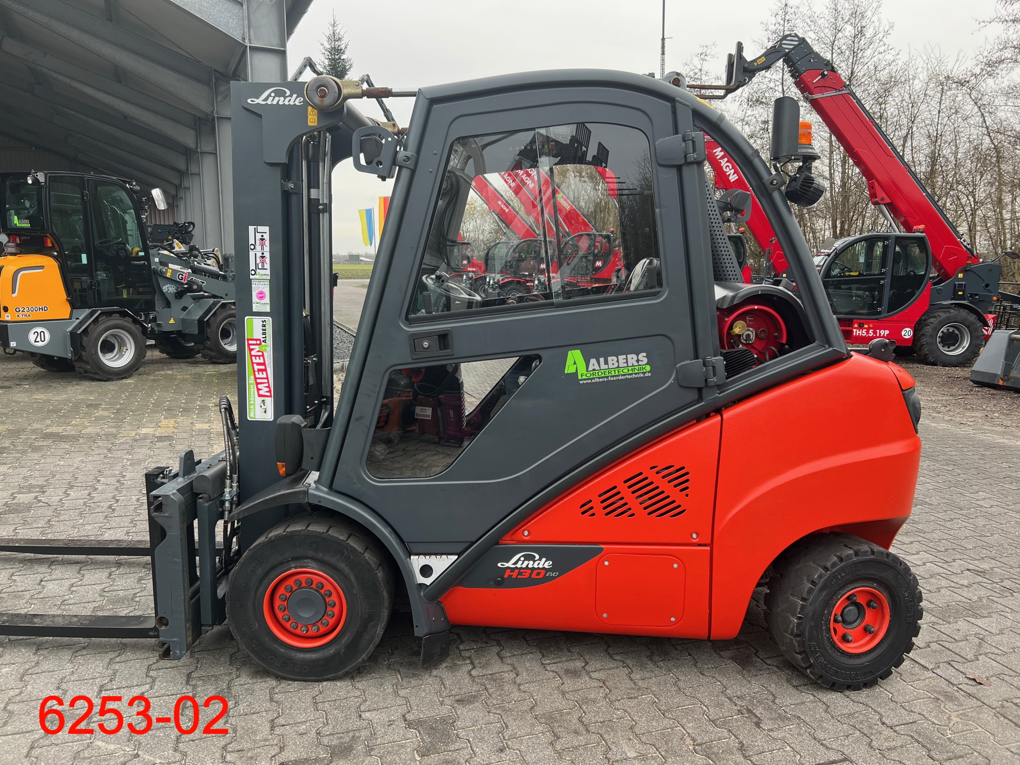 Linde-H 30 T 02 EVO-Treibgasstapler-www.heftruckcentrumemmen.nl