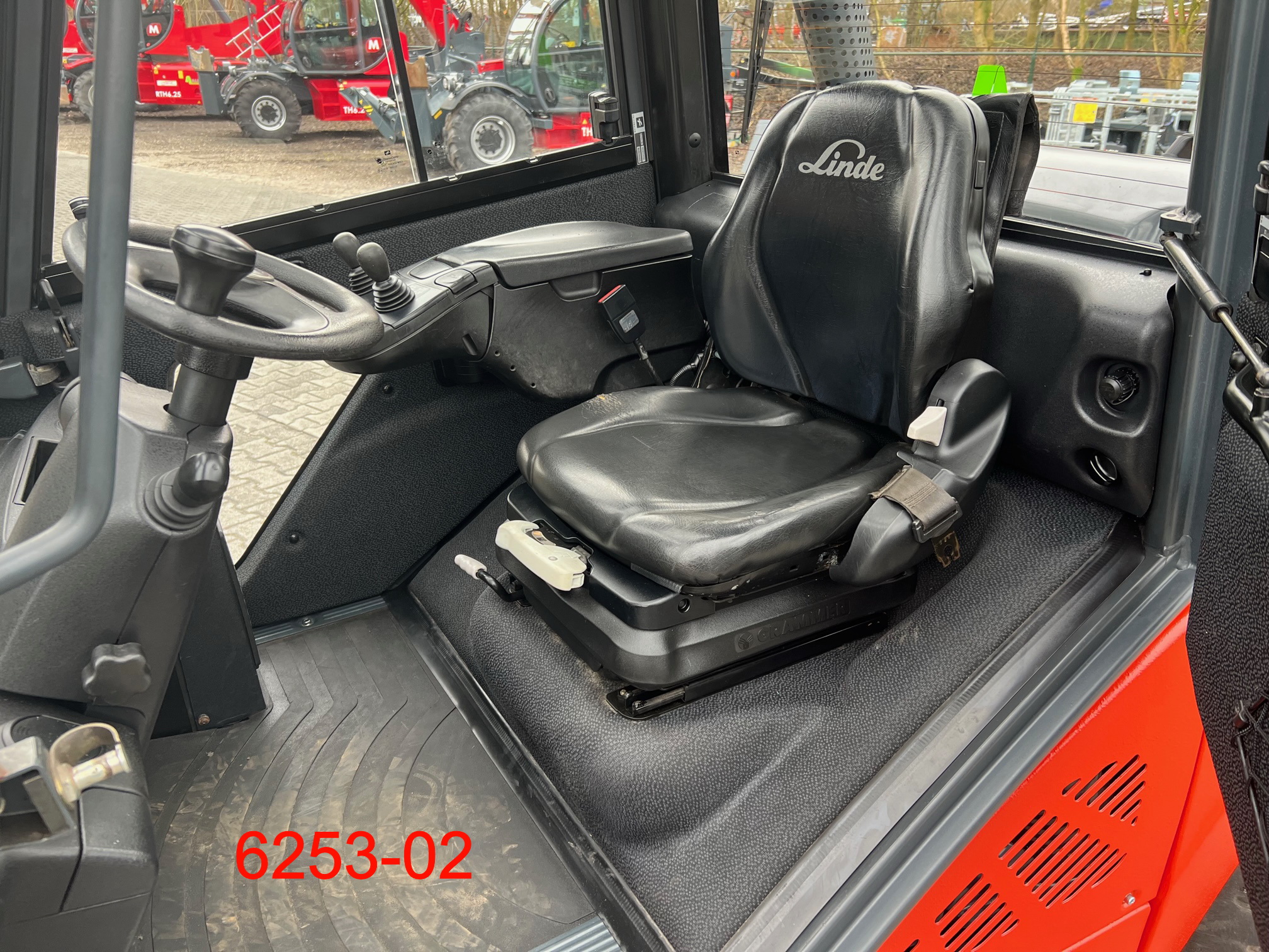 Linde-H 30 T 02 EVO-Treibgasstapler-www.heftruckcentrumemmen.nl