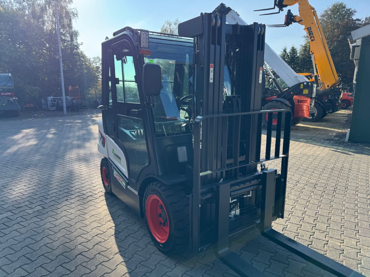 Bobcat-D 35 NXS-Dieselstapler-www.heftruckcentrumemmen.nl