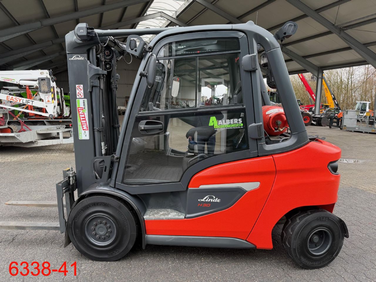 Linde-H 30 T-Treibgasstapler-http://www.heftruckcentrumemmen.nl