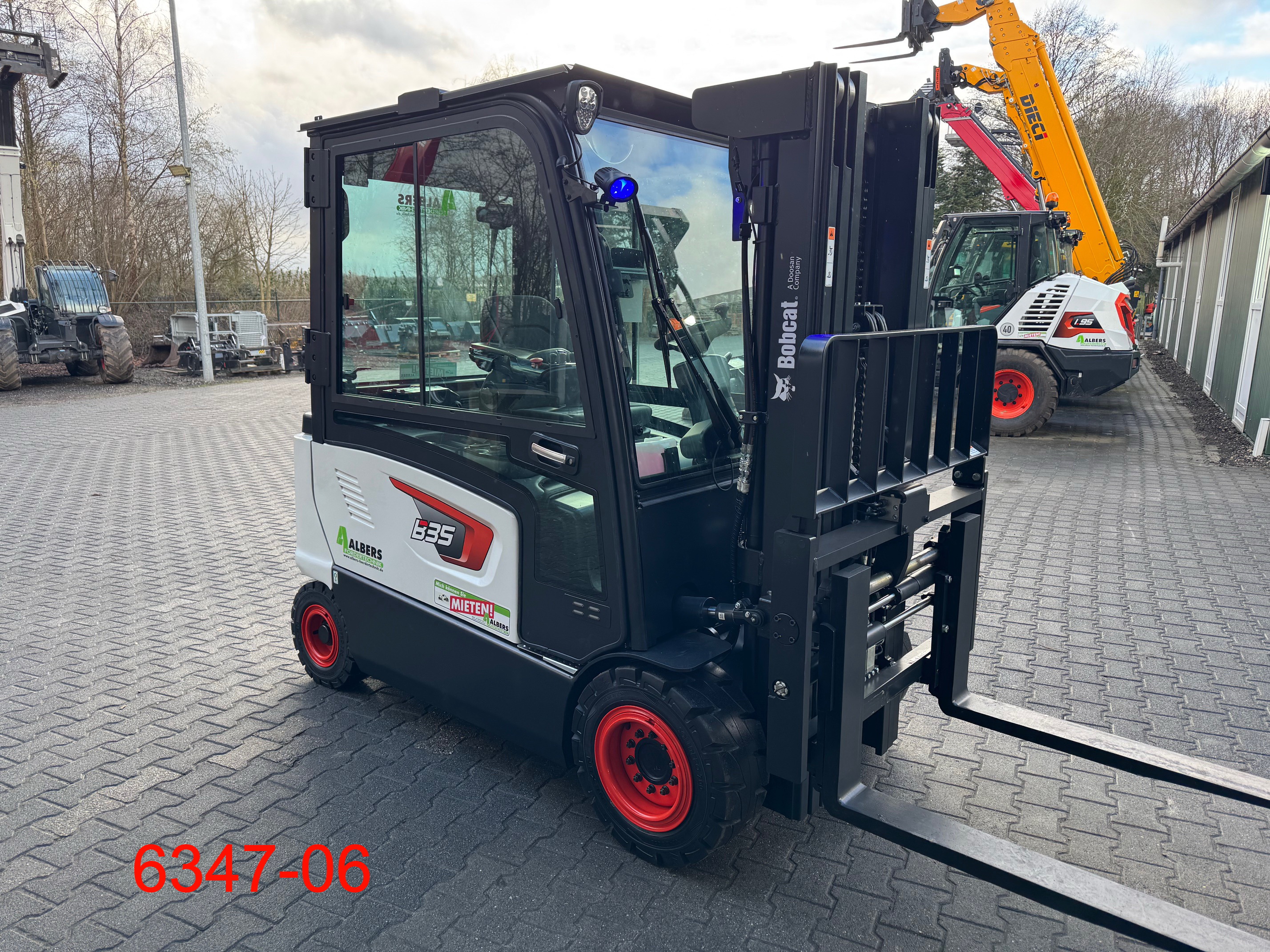 Bobcat-B 35 X - 7 Plus-Elektro 4 Rad-Stapler-www.heftruckcentrumemmen.nl