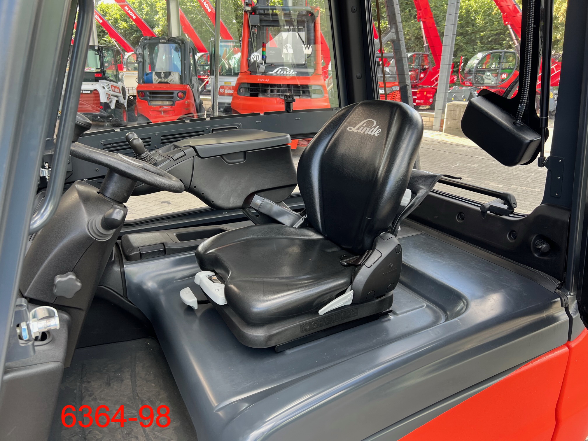 Linde-E 30 HL 01 600-Elektro 4 Rad-Stapler-www.albers-gabelstapler.de
