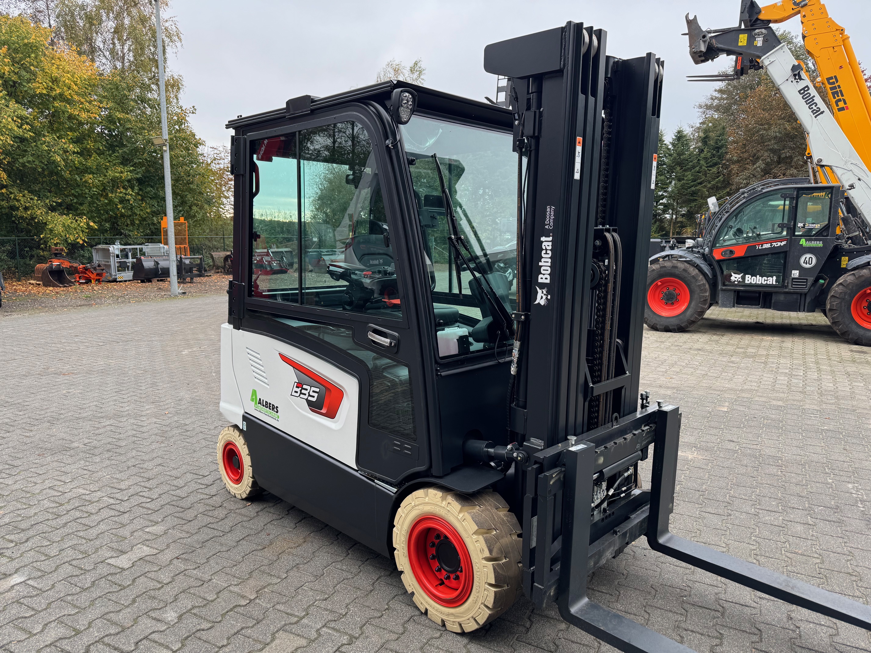 Bobcat-B 35 X - 7 Plus-Elektro 4 Rad-Stapler-www.heftruckcentrumemmen.nl
