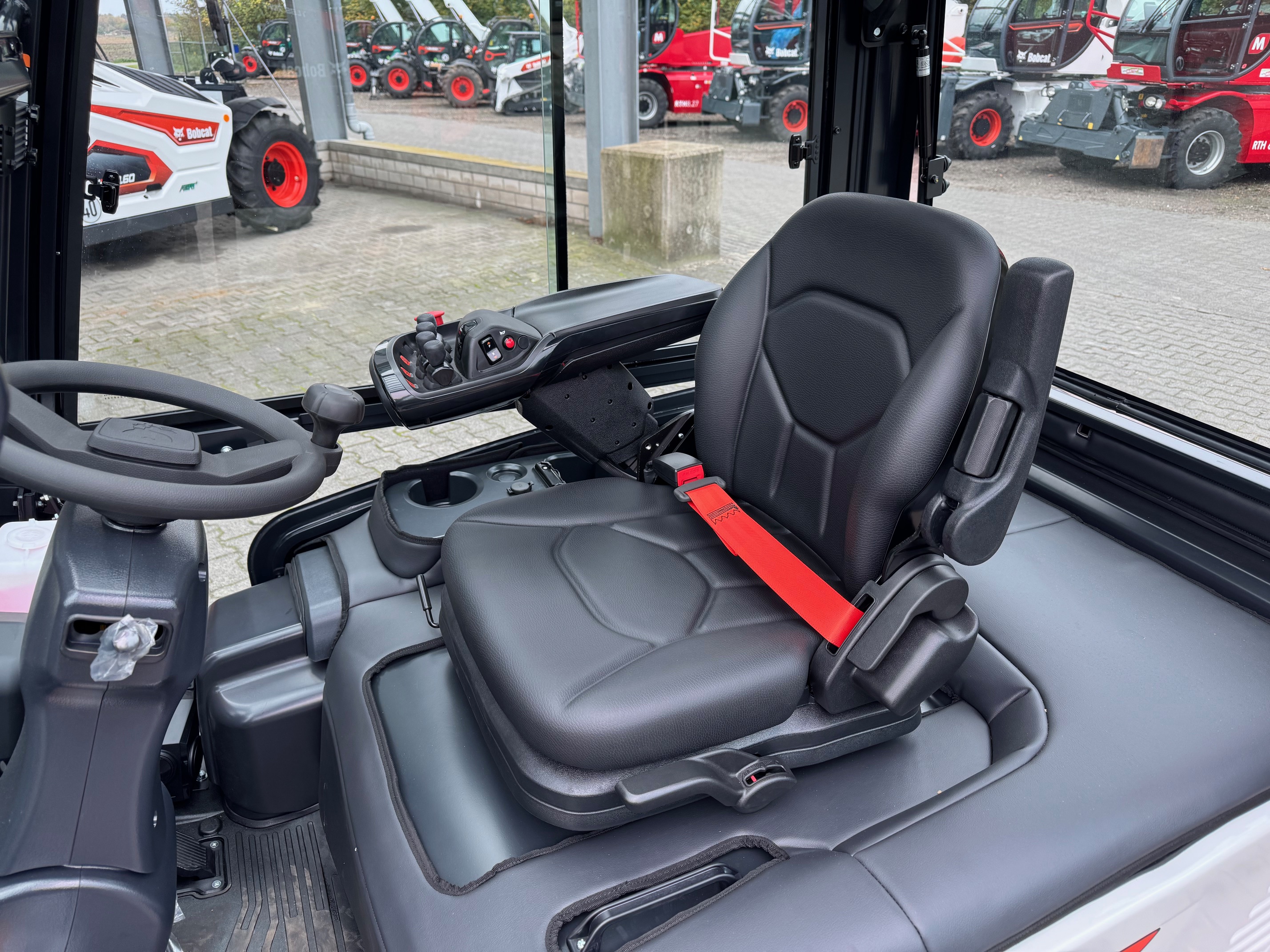 Bobcat-B 35 X - 7 Plus-Elektro 4 Rad-Stapler-www.heftruckcentrumemmen.nl