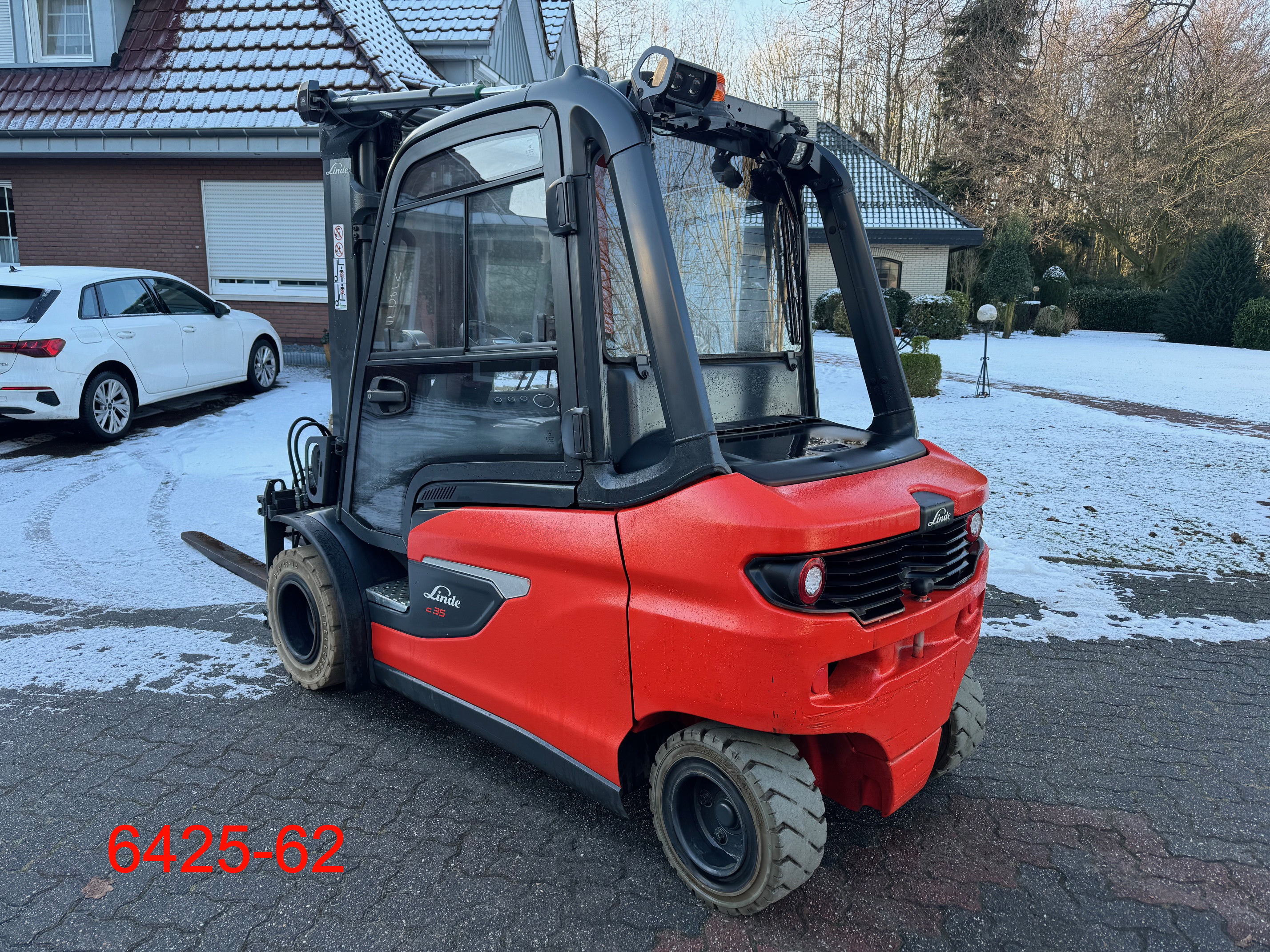 Linde-E 35 L-Elektro 4 Rad-Stapler-www.albers-gabelstapler.de