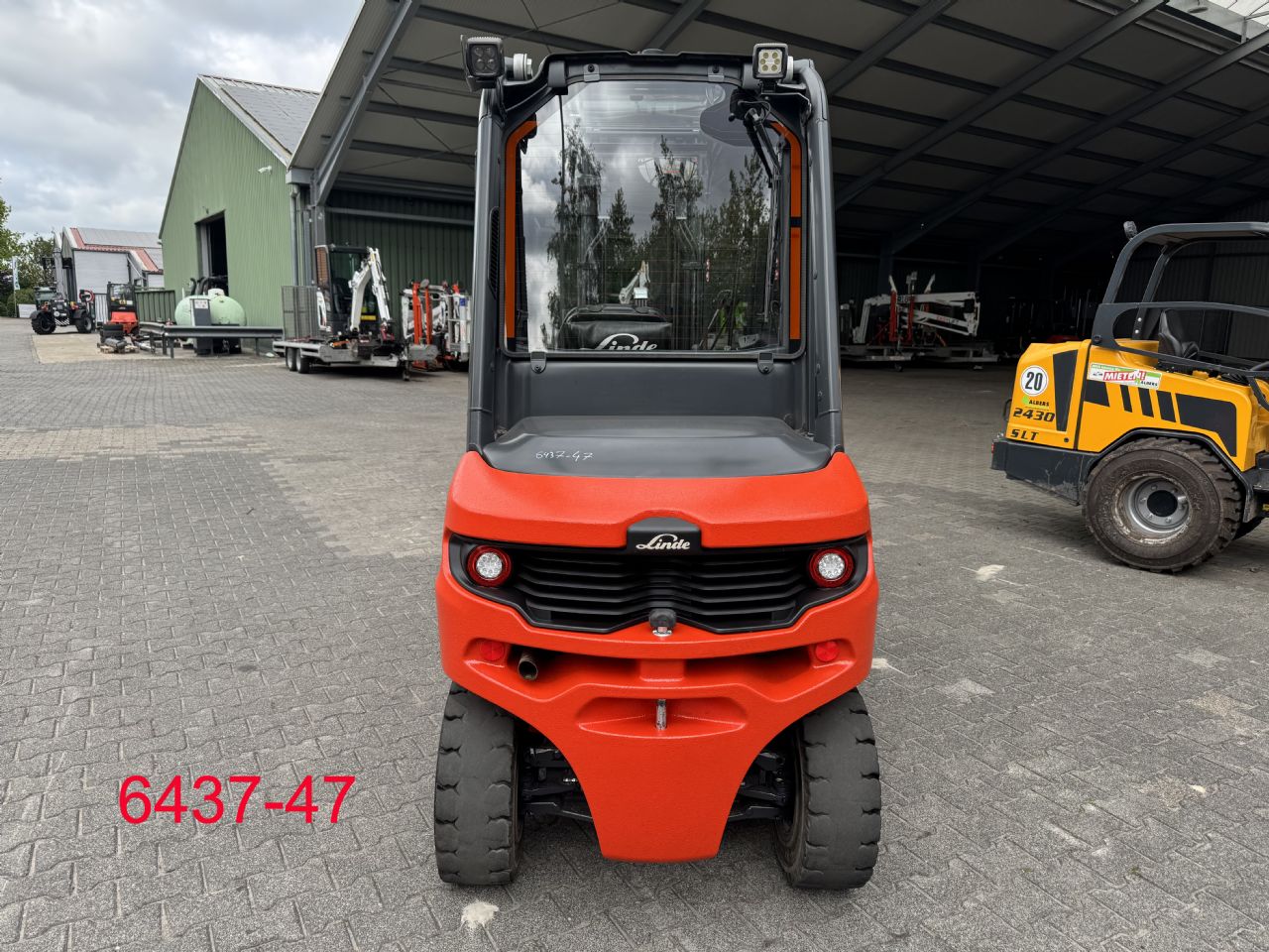 Linde-H 35 D-Dieselstapler-www.heftruckcentrumemmen.nl