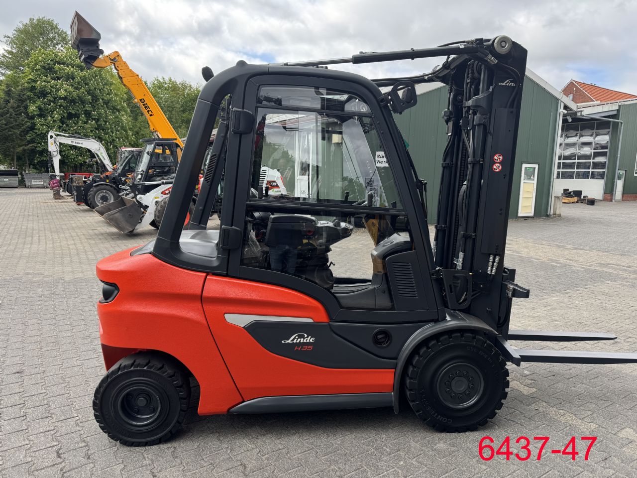Linde-H 35 D-Dieselstapler-www.heftruckcentrumemmen.nl
