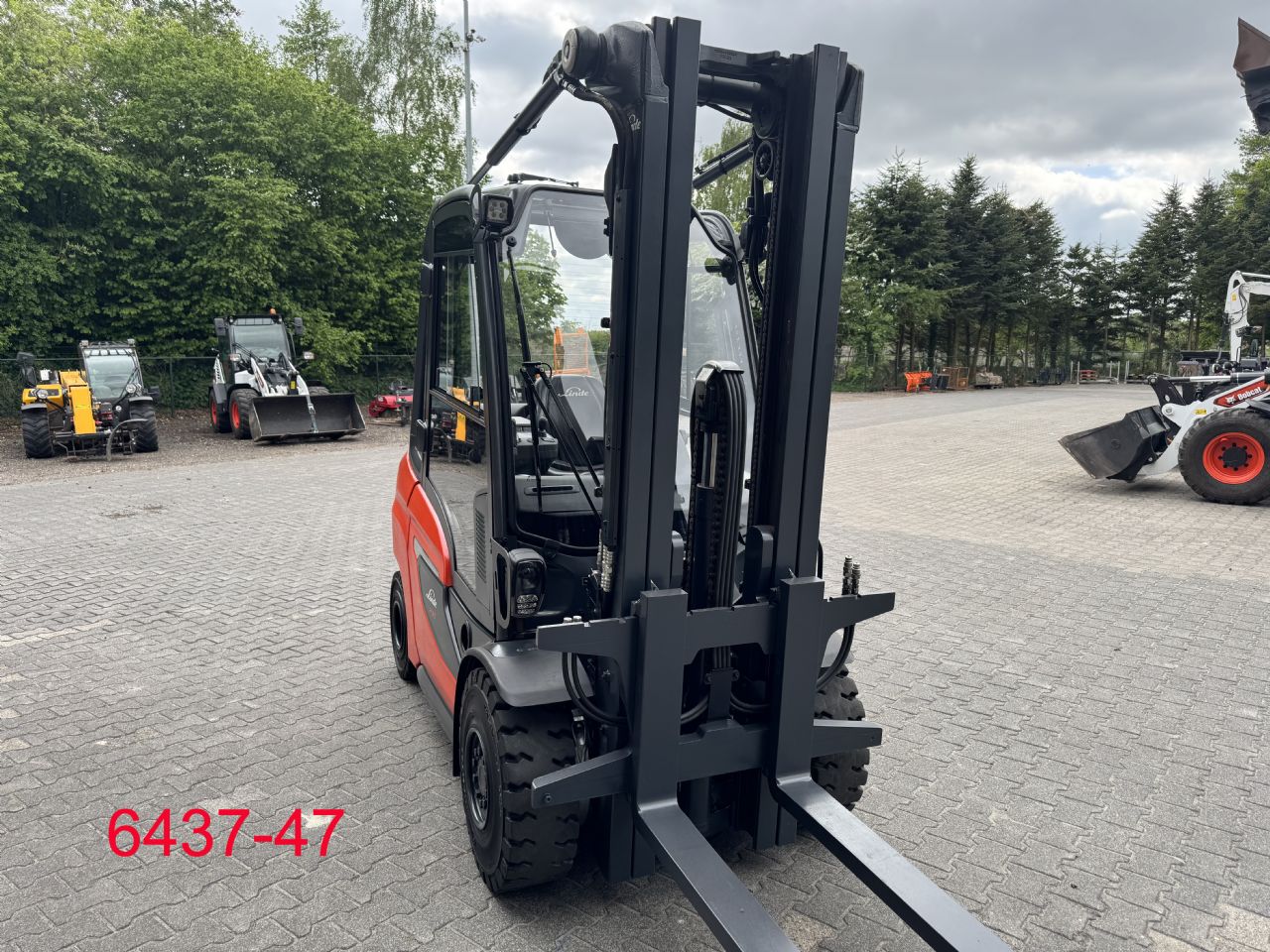 Linde-H 35 D-Dieselstapler-www.heftruckcentrumemmen.nl
