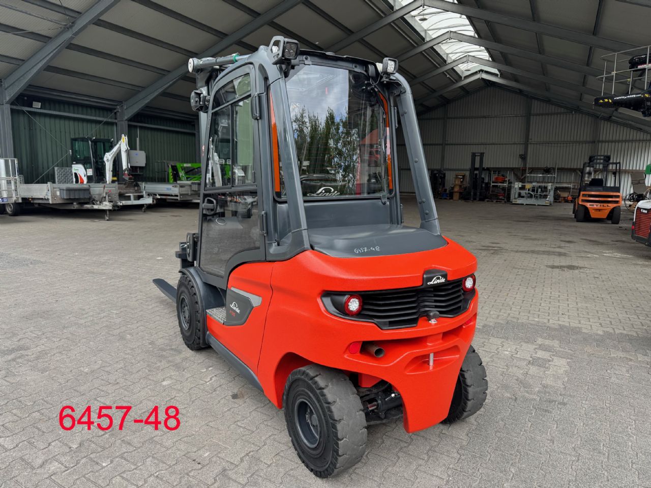 Linde-H 35 D-Dieselstapler-www.heftruckcentrumemmen.nl