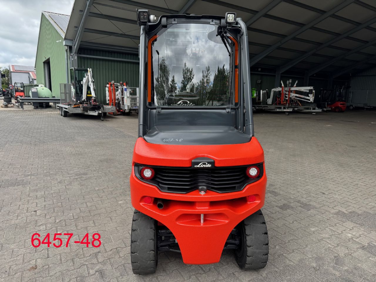 Linde-H 35 D-Dieselstapler-www.heftruckcentrumemmen.nl