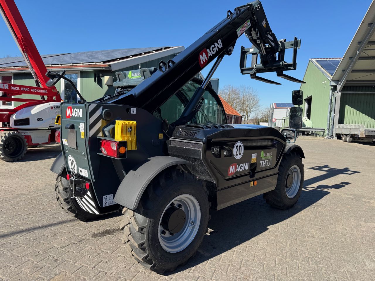 Magni-TH 3.6 Black Edition-Teleskopstapler starr-www.heftruckcentrumemmen.nl