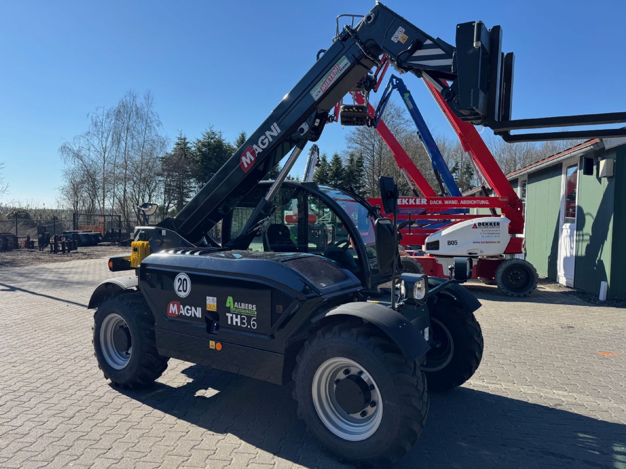 Magni-TH 3.6 Black Edition-Teleskopstapler starr-www.heftruckcentrumemmen.nl