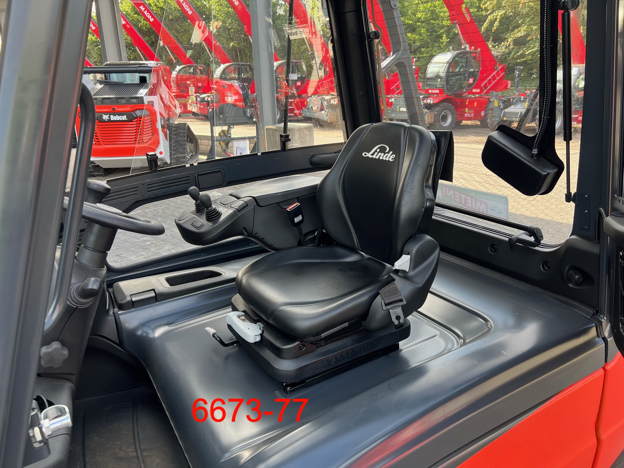 Linde-E 50 HL-Elektro 4 Rad-Stapler-www.heftruckcentrumemmen.nl