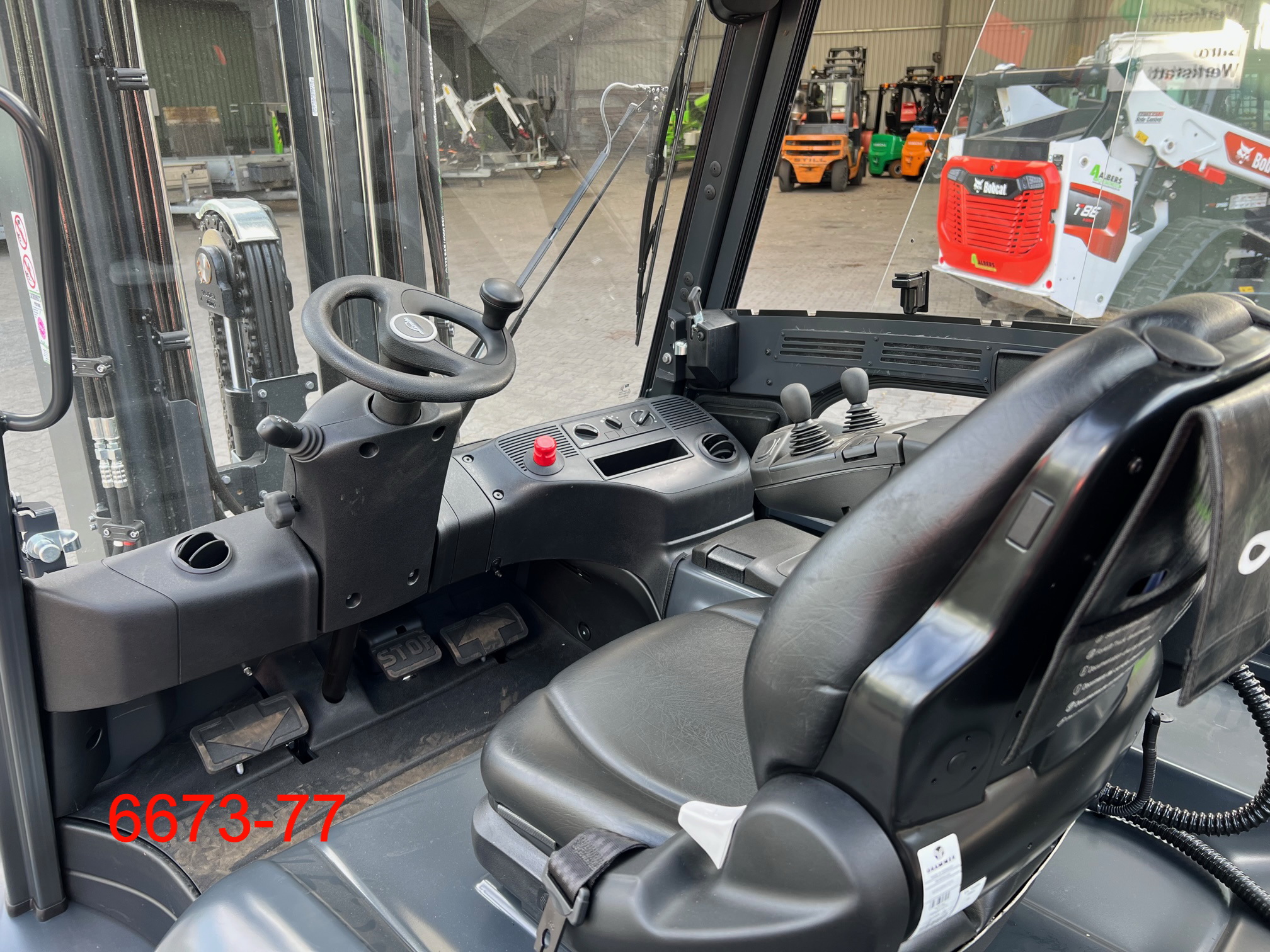 Linde-E 50 HL-Elektro 4 Rad-Stapler-www.heftruckcentrumemmen.nl