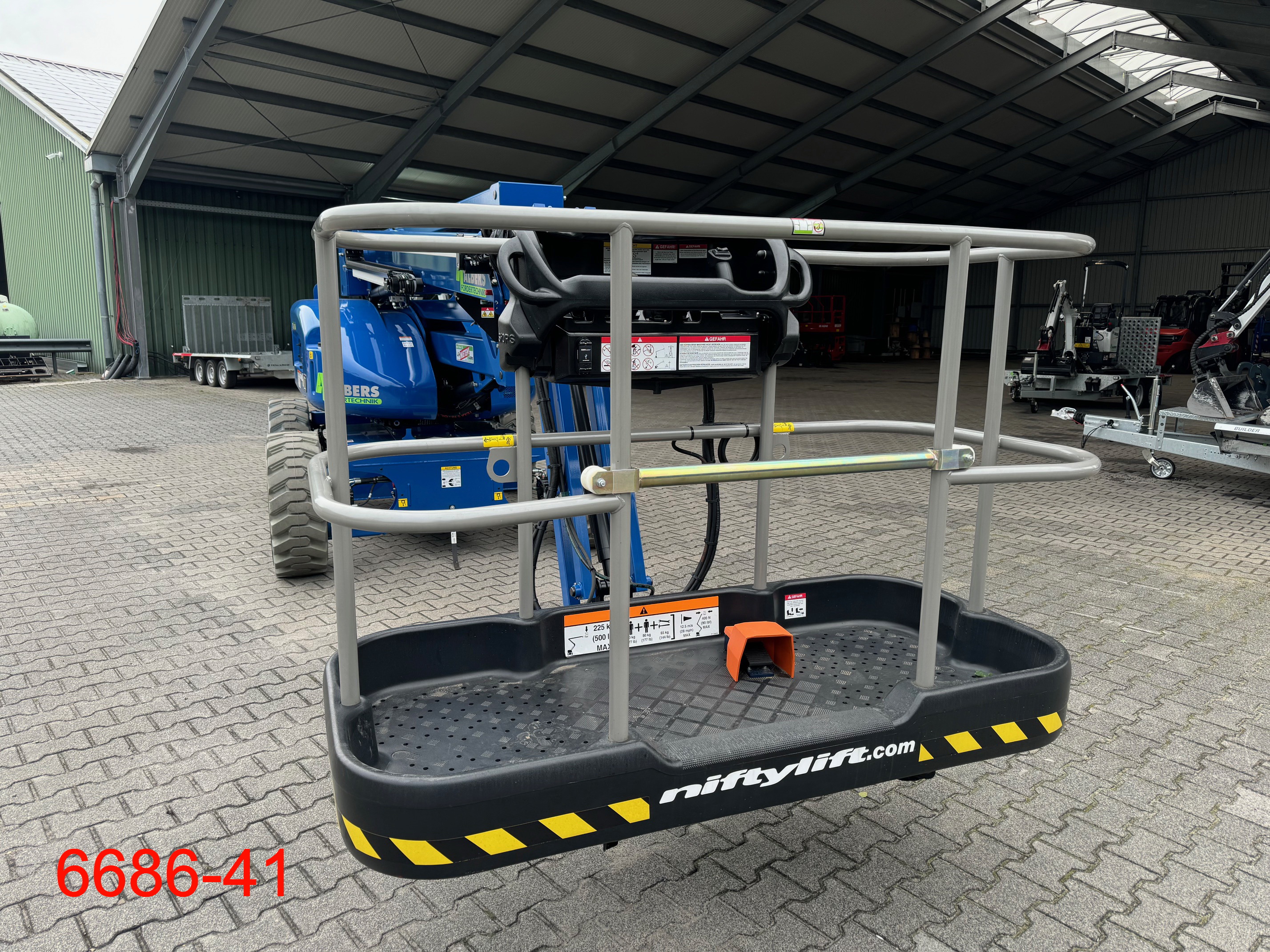 Niftylift-HR 17 4 x 4 Hybrid 2 MK3-Gelenkteleskopbhne-www.heftruckcentrumemmen.nl